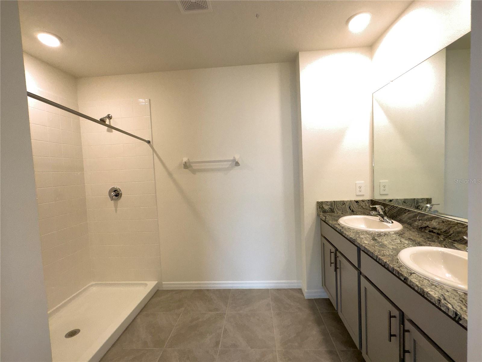 3238 HILLTOP CIR, BRADENTON, FL, 34211