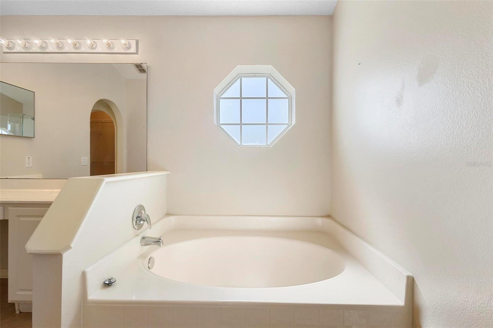 421 BLACKBIRD WAY, KISSIMMEE, FL, 34759