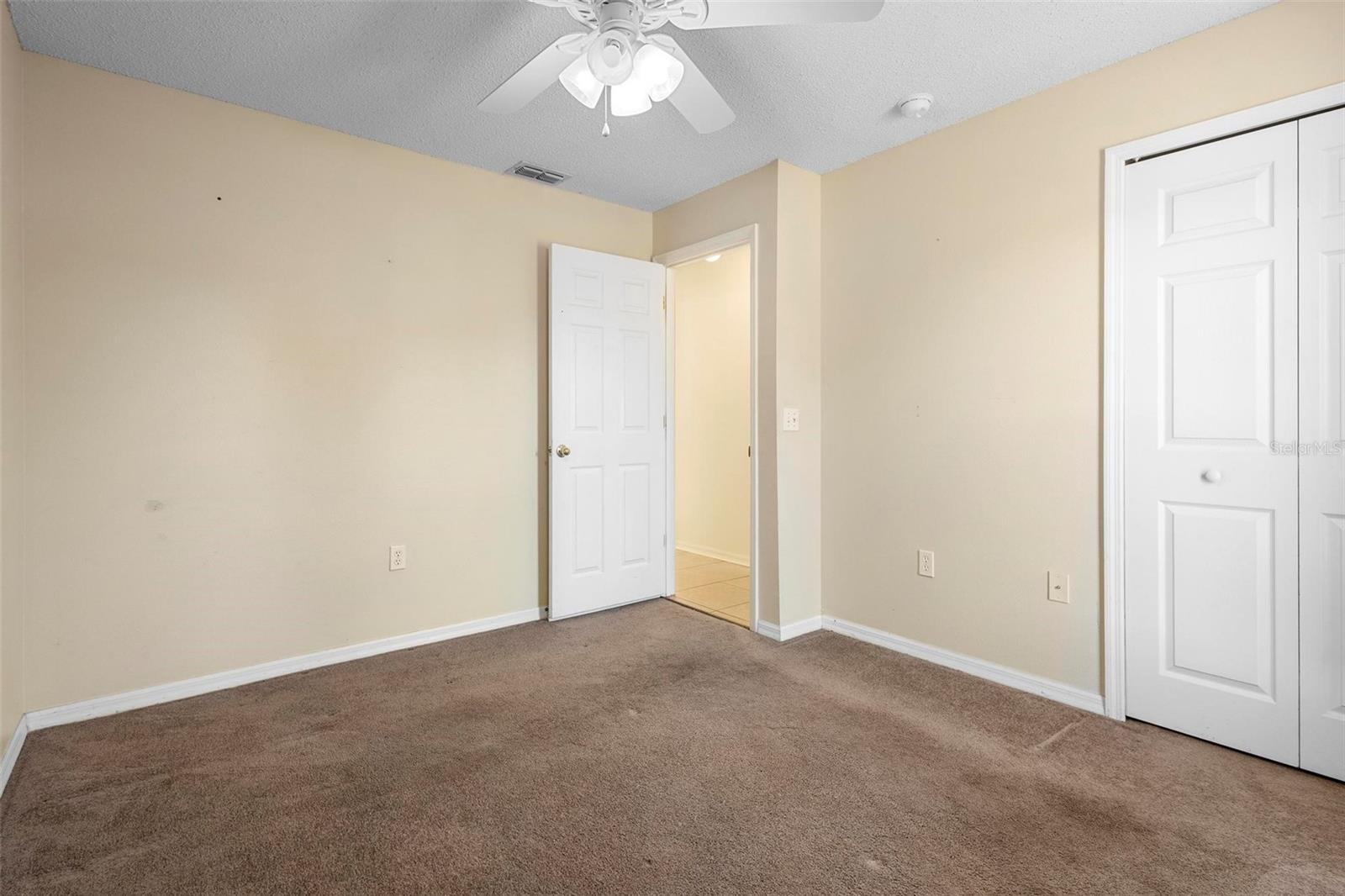 421 BLACKBIRD WAY, KISSIMMEE, FL, 34759