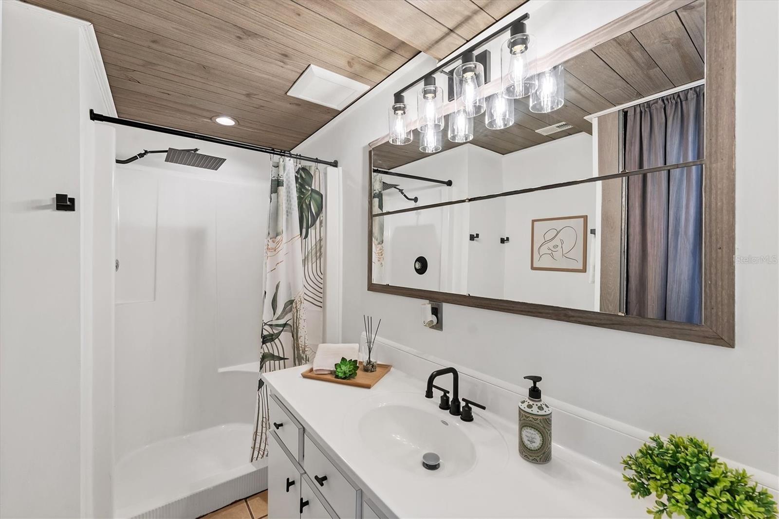 436 PARKVIEW DR, SARASOTA, FL, 34243