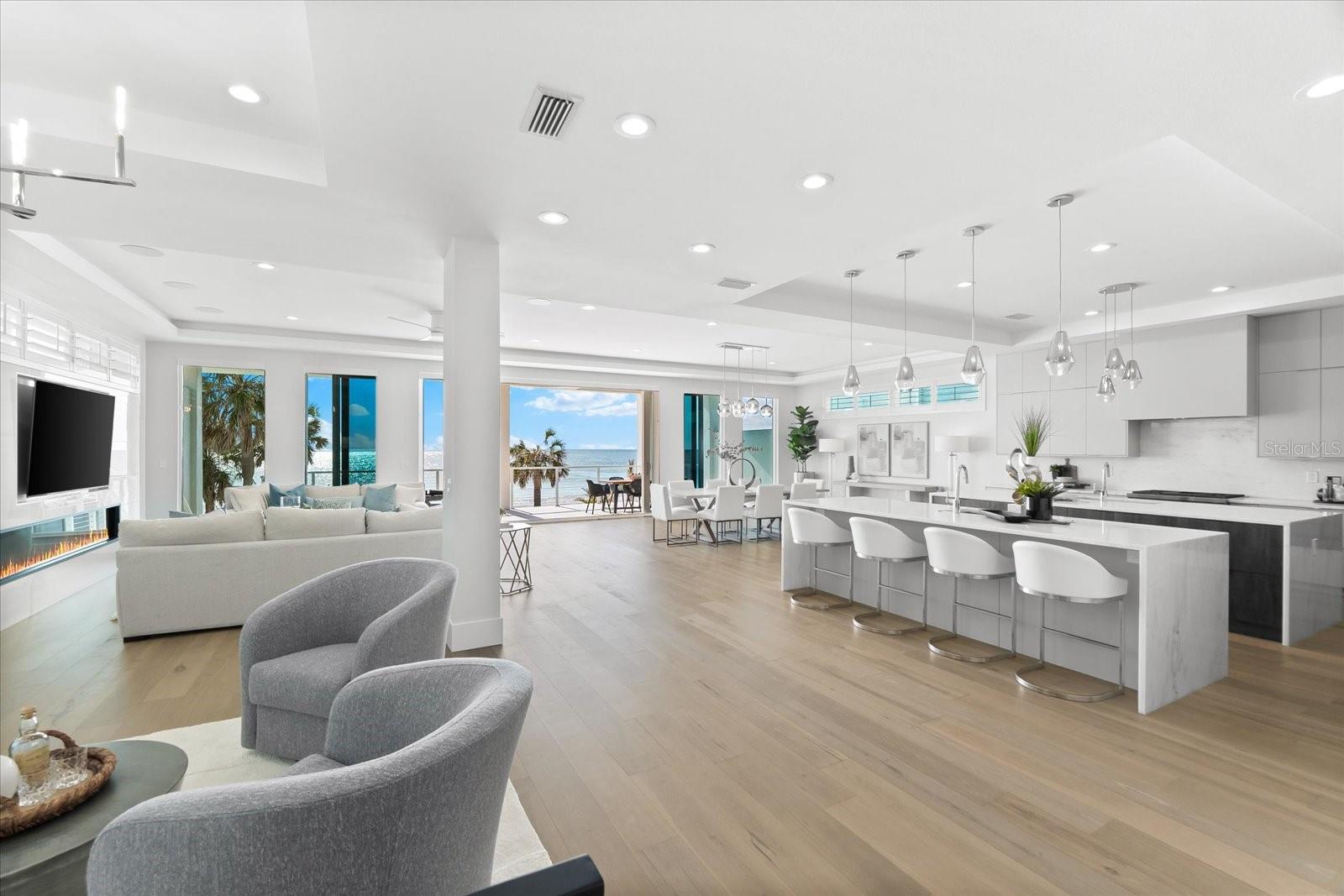 32 GULF BLVD, INDIAN ROCKS BEACH, FL, 33785