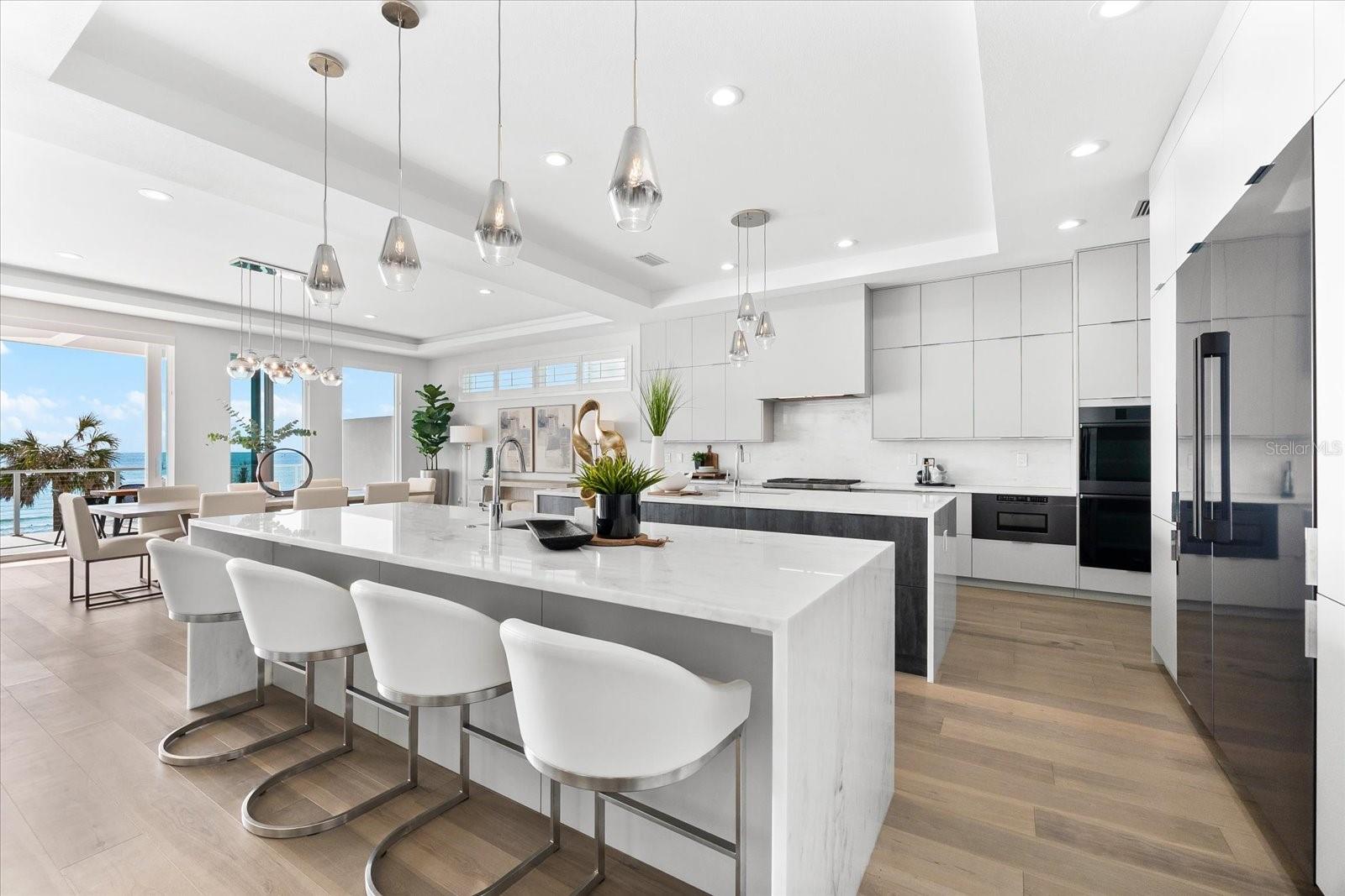 32 GULF BLVD, INDIAN ROCKS BEACH, FL, 33785