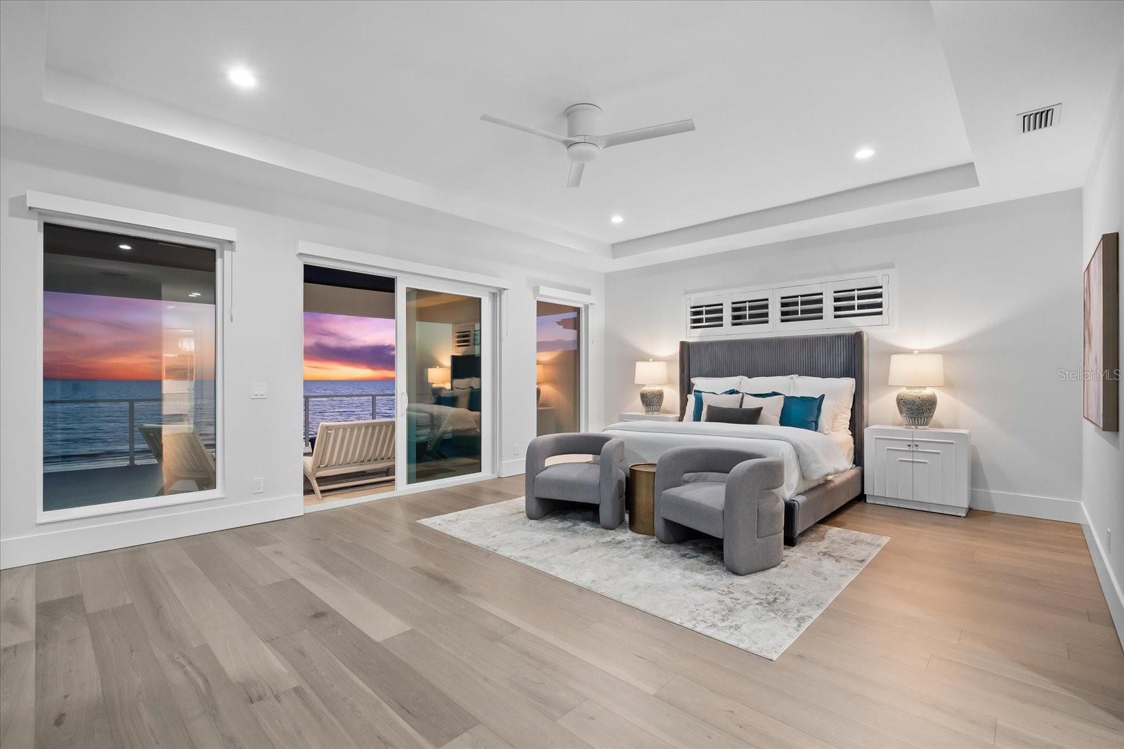 32 GULF BLVD, INDIAN ROCKS BEACH, FL, 33785