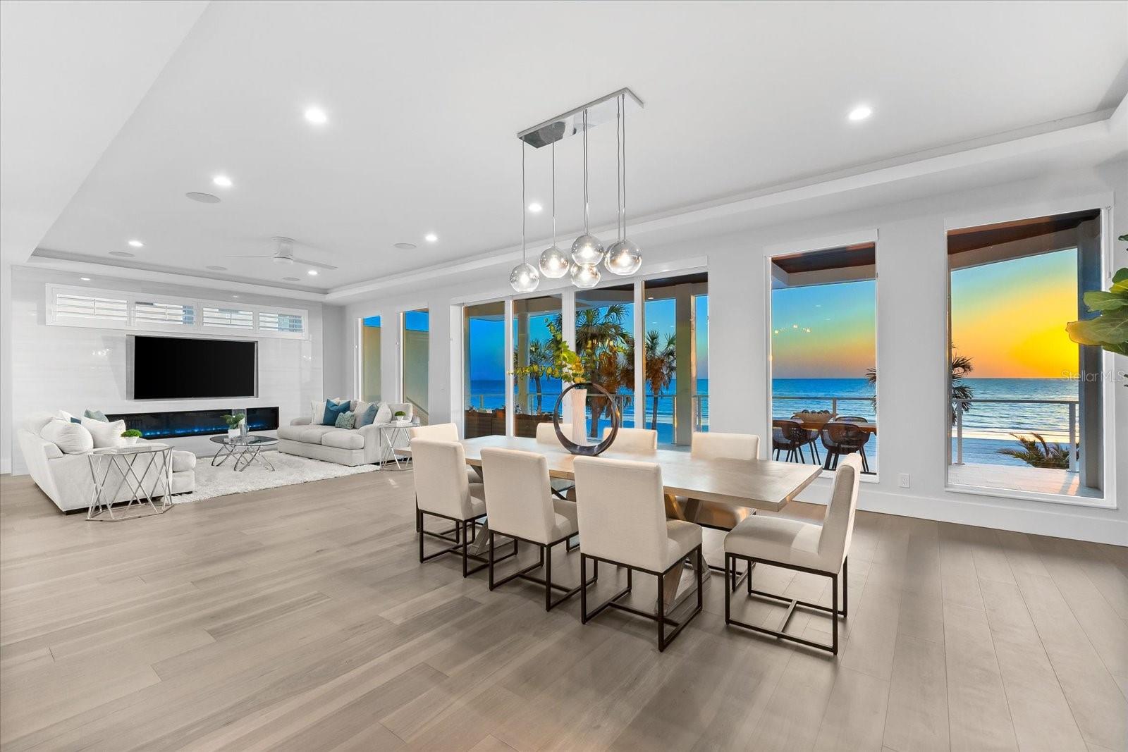 32 GULF BLVD, INDIAN ROCKS BEACH, FL, 33785