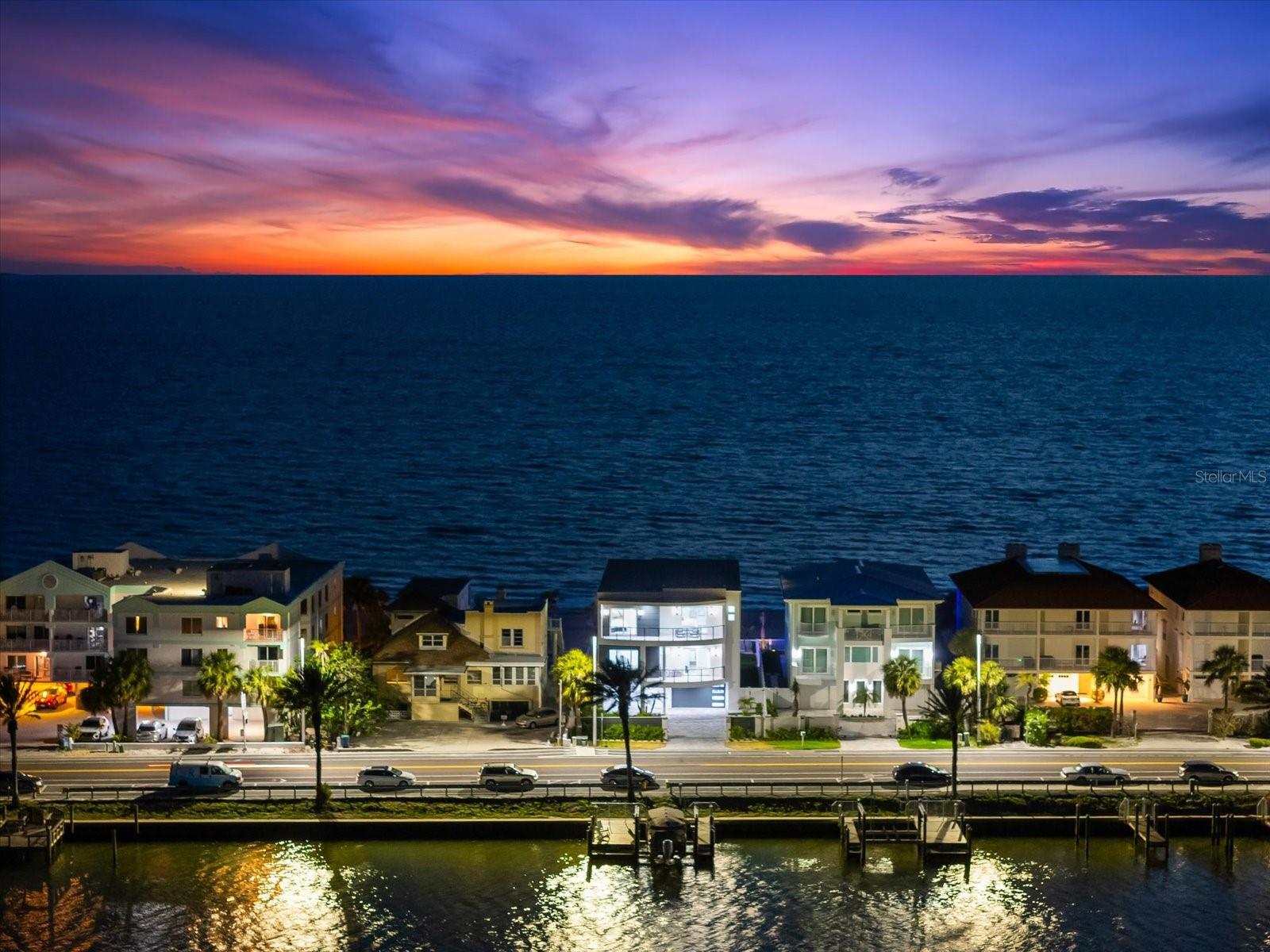 32 GULF BLVD, INDIAN ROCKS BEACH, FL, 33785