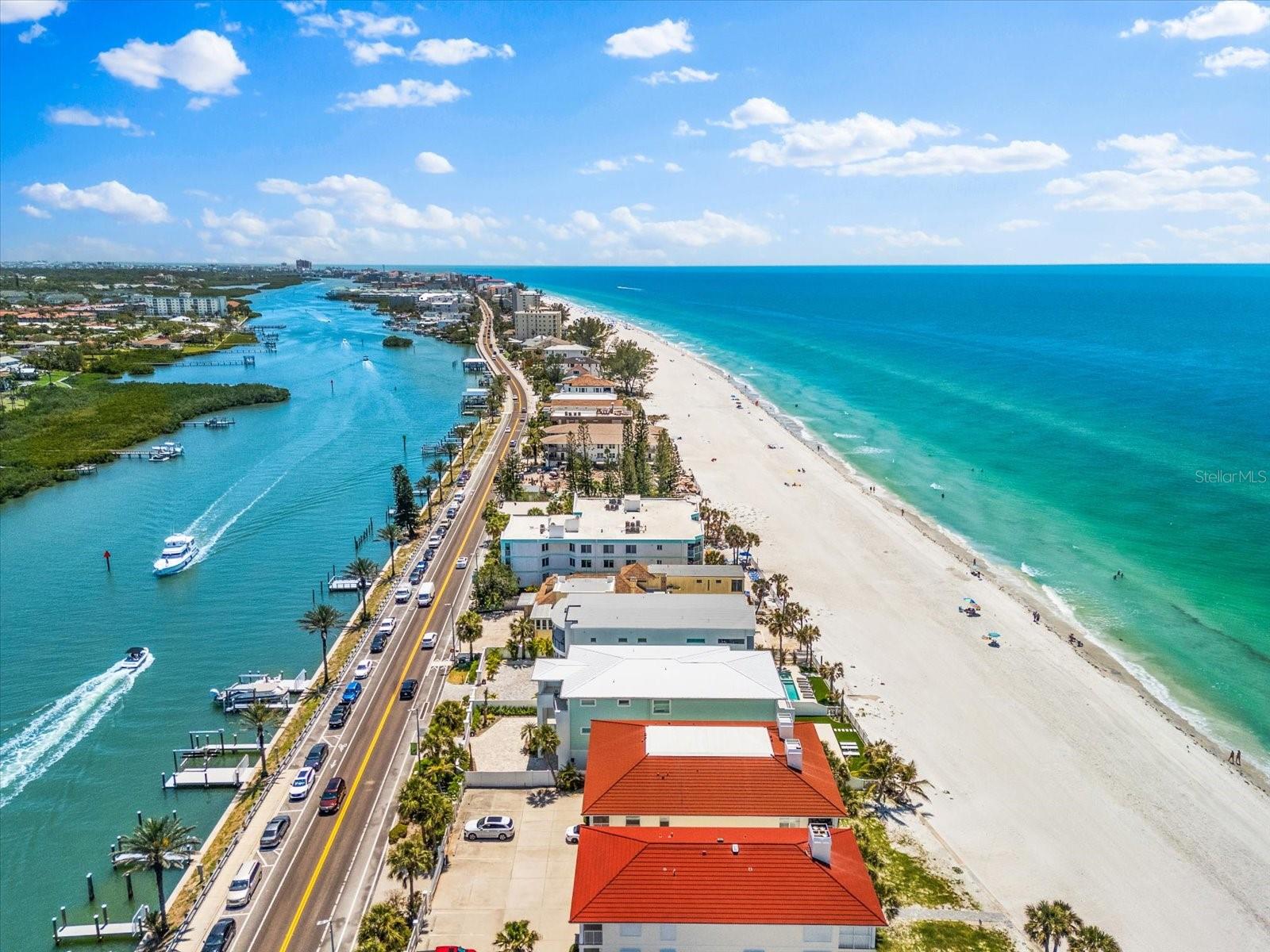 32 GULF BLVD, INDIAN ROCKS BEACH, FL, 33785