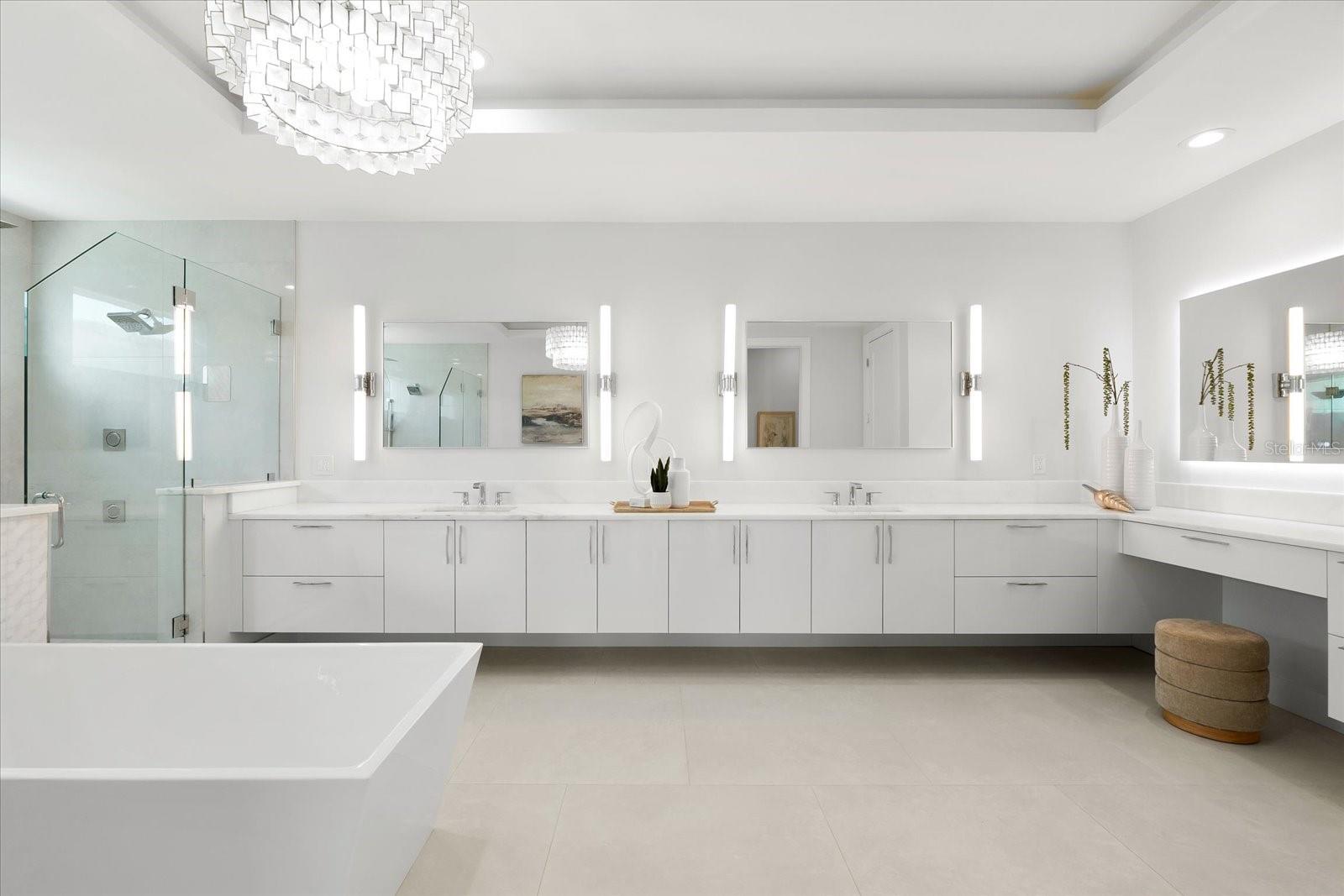 32 GULF BLVD, INDIAN ROCKS BEACH, FL, 33785