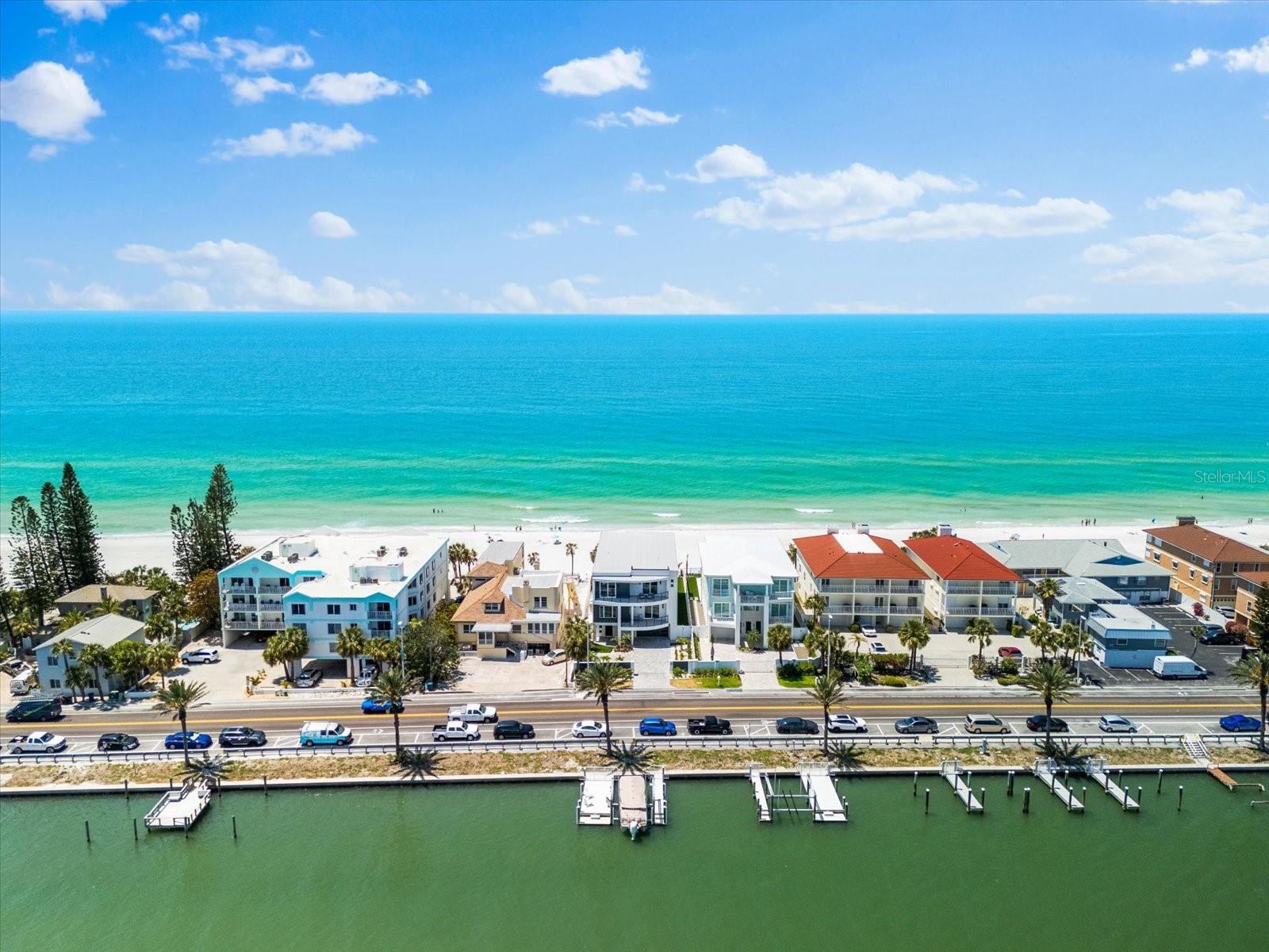 32 GULF BLVD, INDIAN ROCKS BEACH, FL, 33785