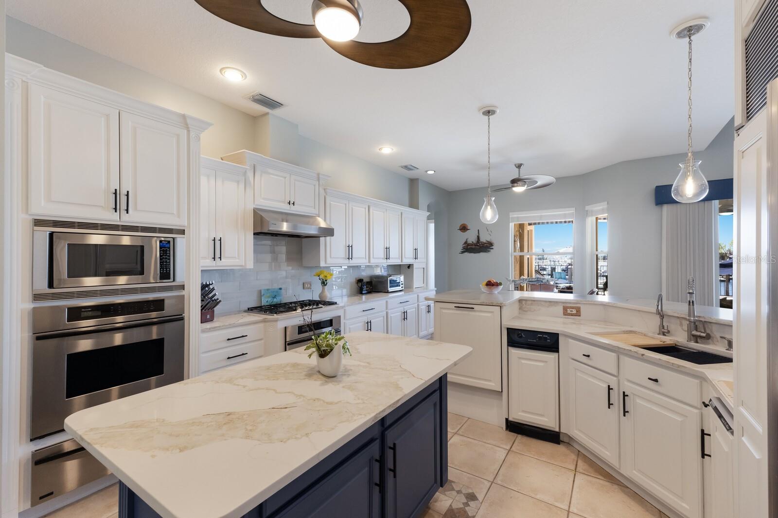 1009 3RD ST E, PALMETTO, FL, 34221