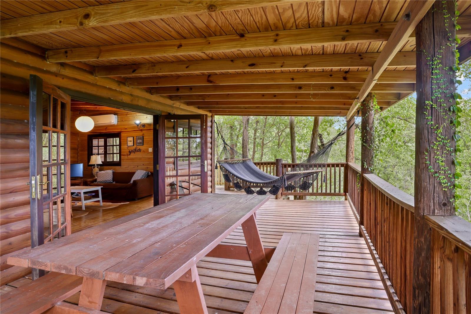 PR9112405 Property Photo