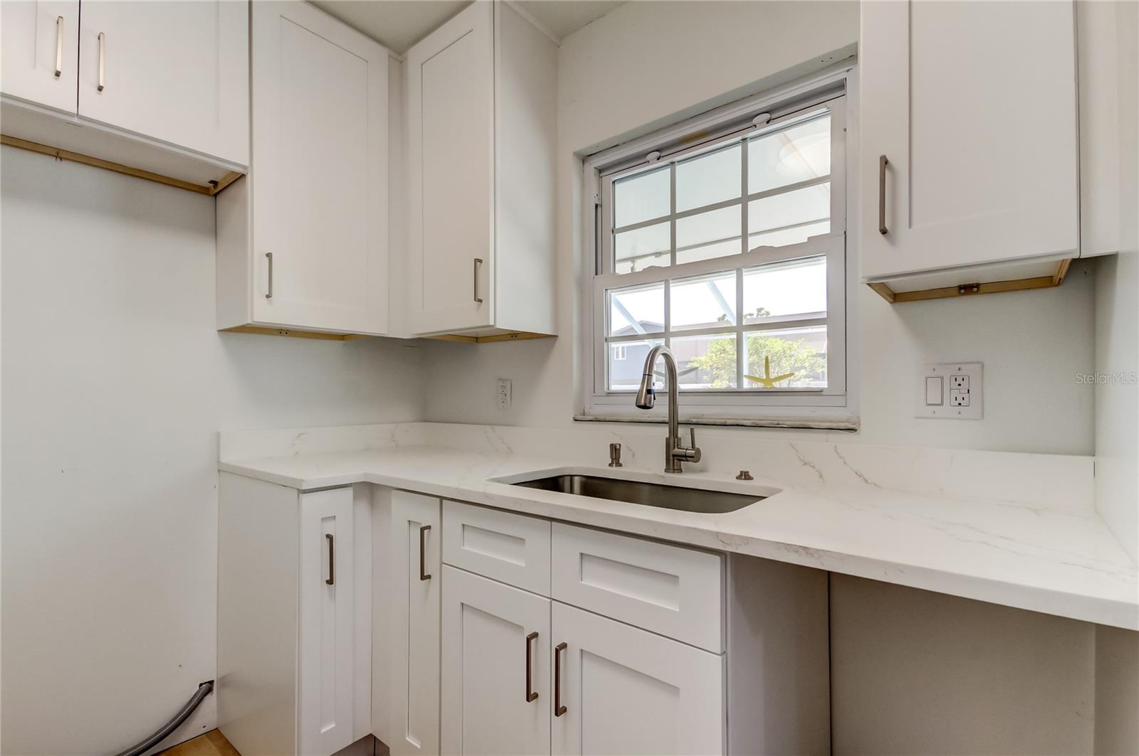 11492 60TH LANE, PINELLAS PARK, FL, 33782