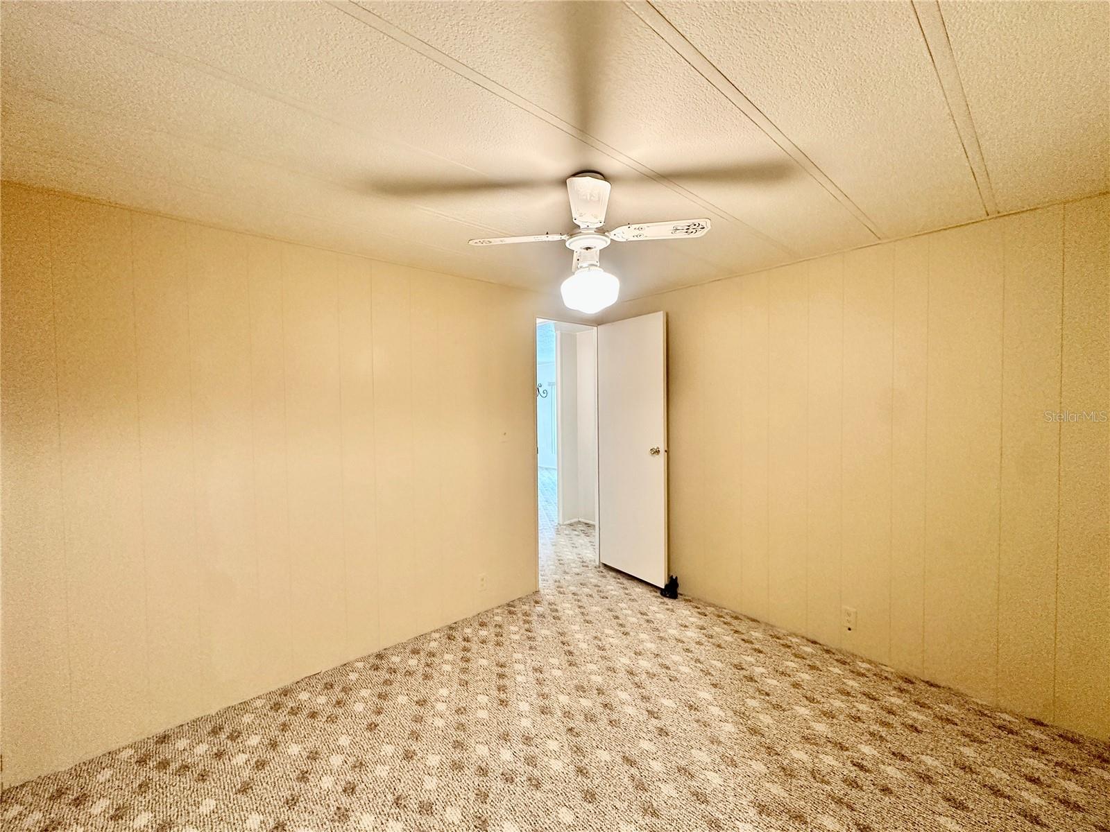 P4934136 Property Photo