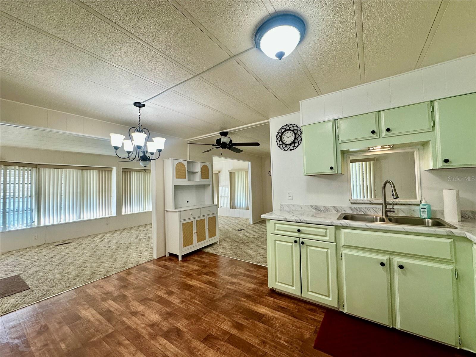 P4934136 Property Photo