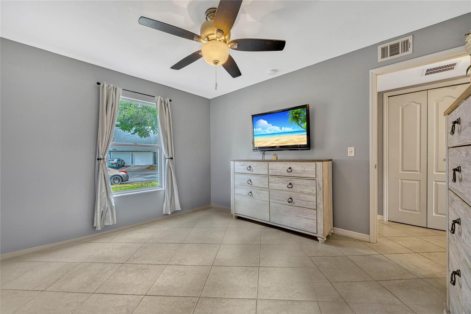 2392 BRIDLE PATH LN #4, ORLANDO, FL, 32812