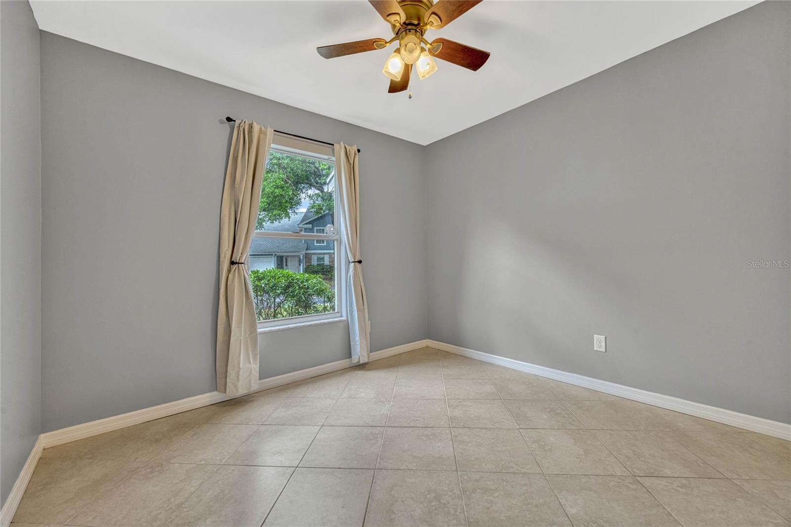 2392 BRIDLE PATH LN #4, ORLANDO, FL, 32812