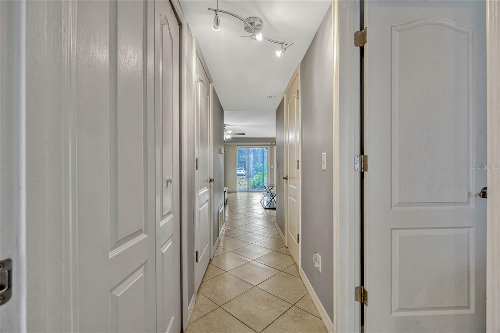 2392 BRIDLE PATH LN #4, ORLANDO, FL, 32812