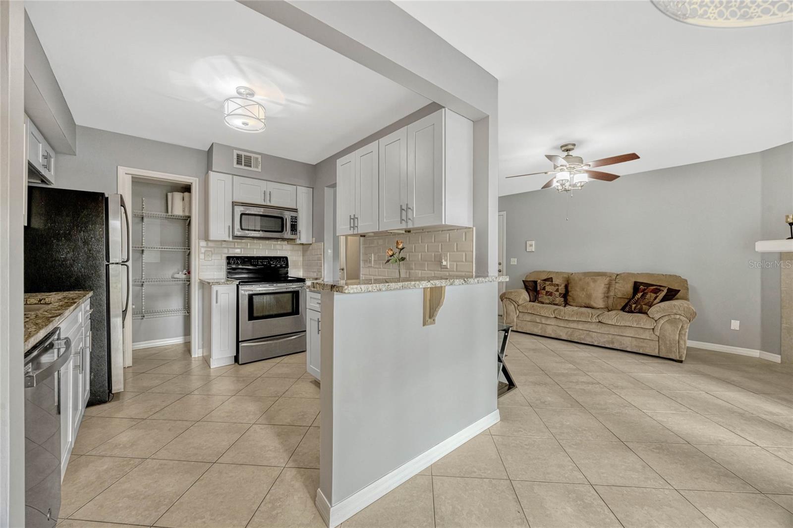 2392 BRIDLE PATH LN #4, ORLANDO, FL, 32812