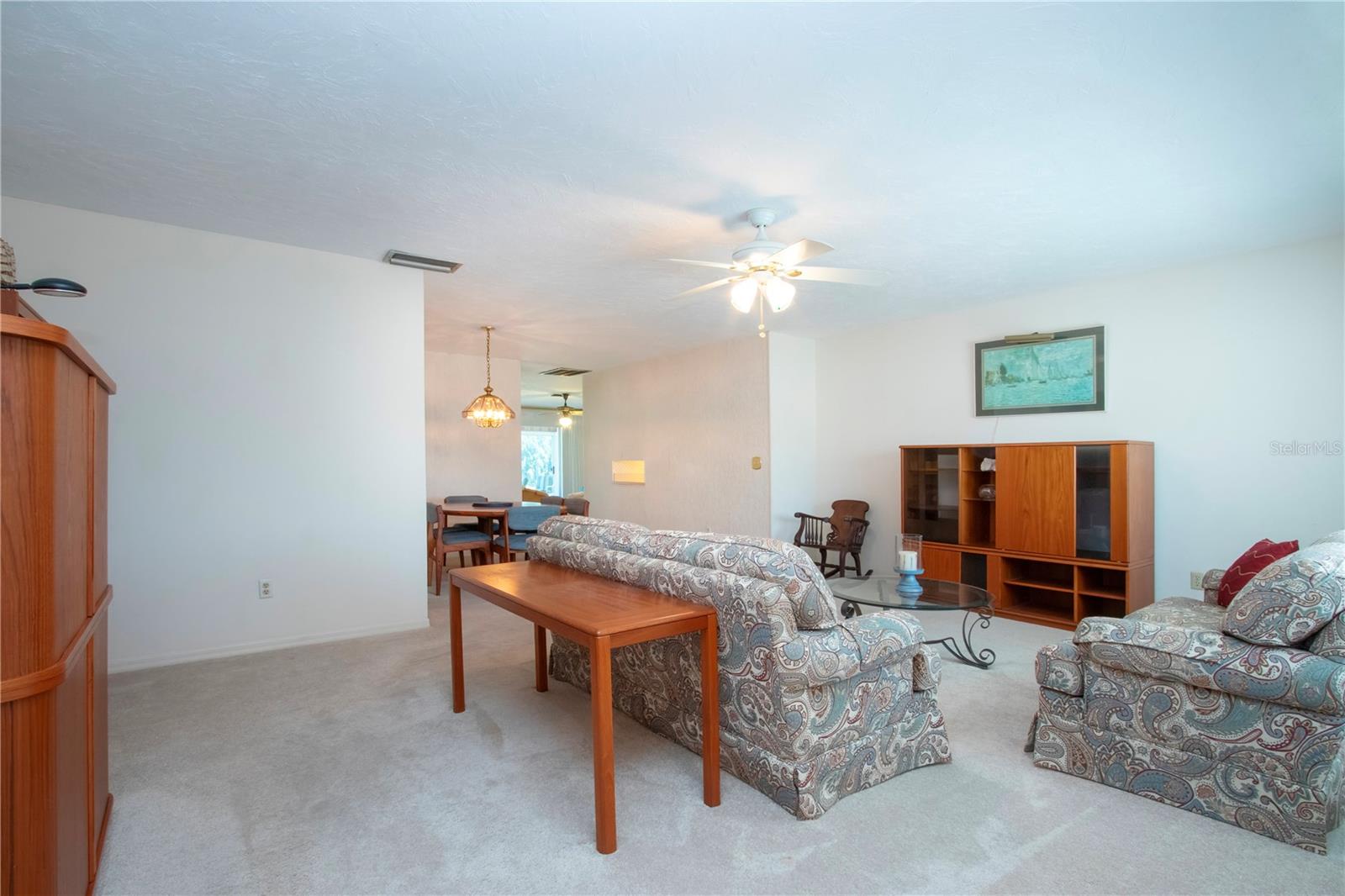 322 CLUB MANOR DR #322, SUN CITY CENTER, FL, 33573