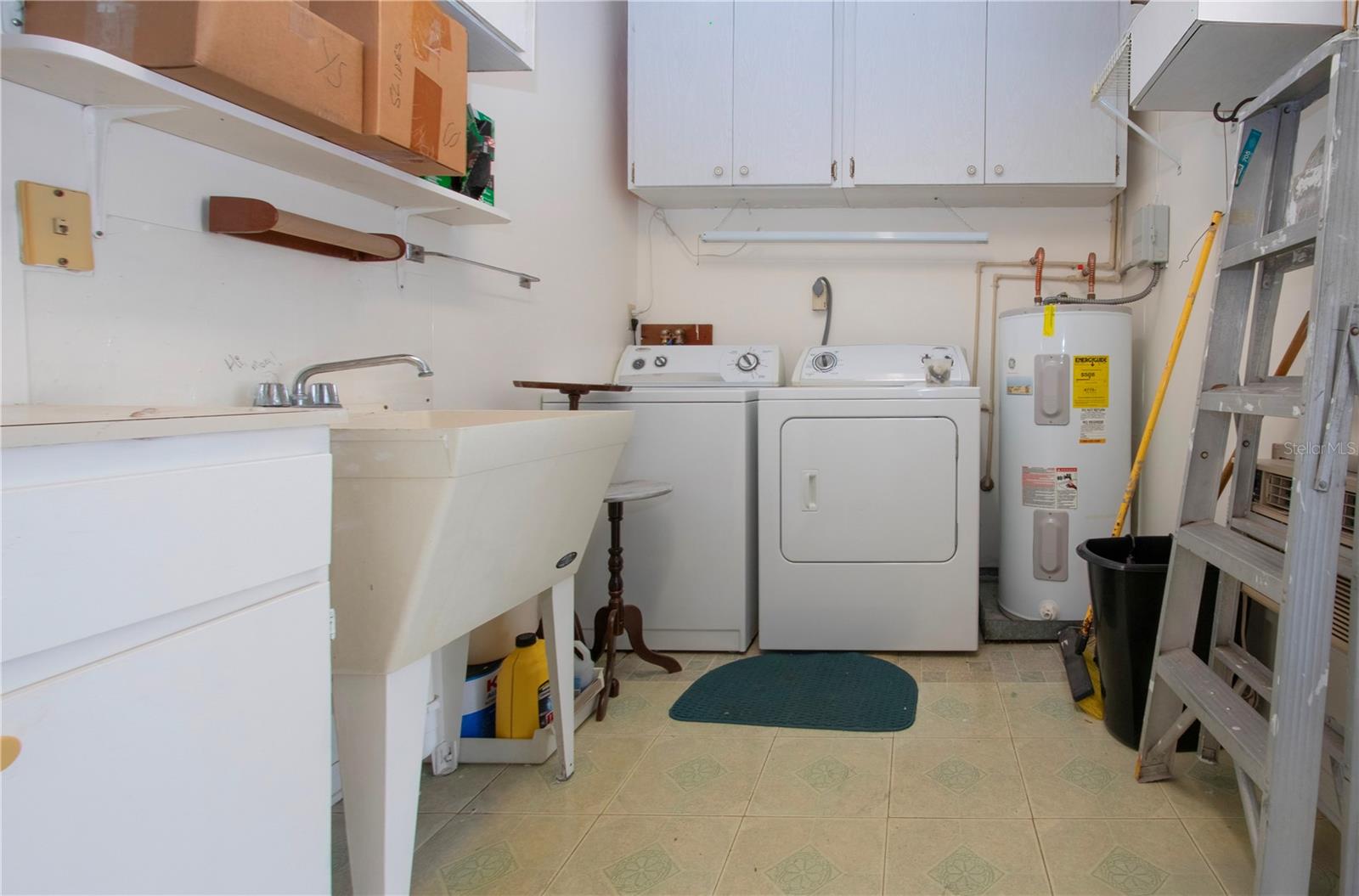 322 CLUB MANOR DR #322, SUN CITY CENTER, FL, 33573