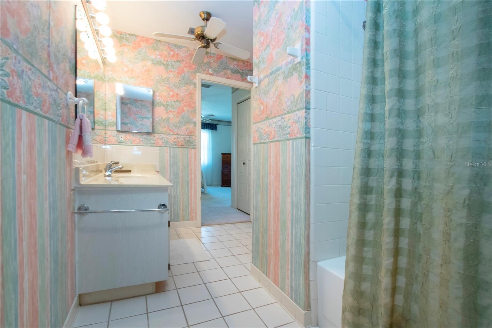 322 CLUB MANOR DR #322, SUN CITY CENTER, FL, 33573