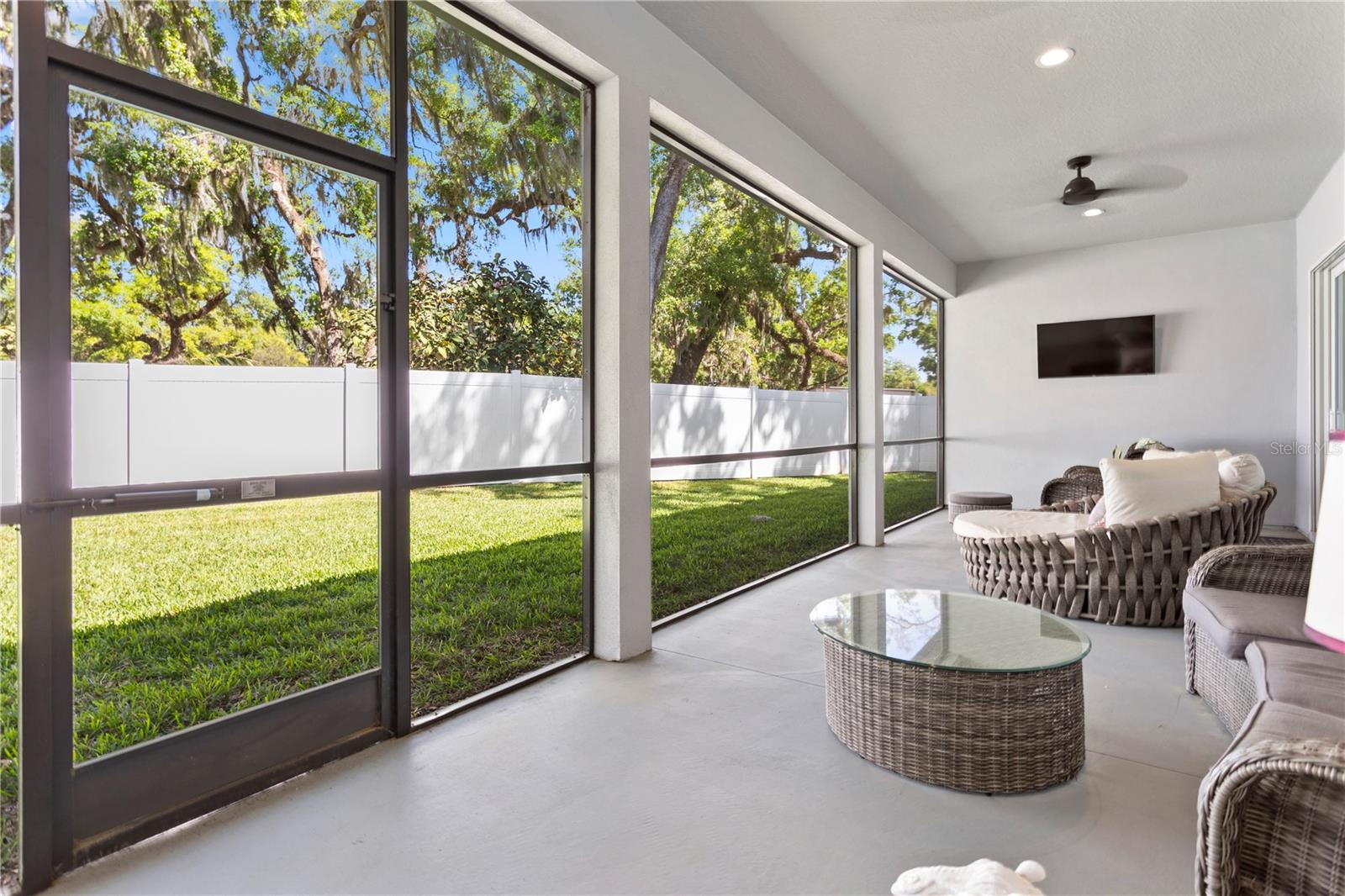 2058 WASHINGTON AVE, SANFORD, FL, 32771