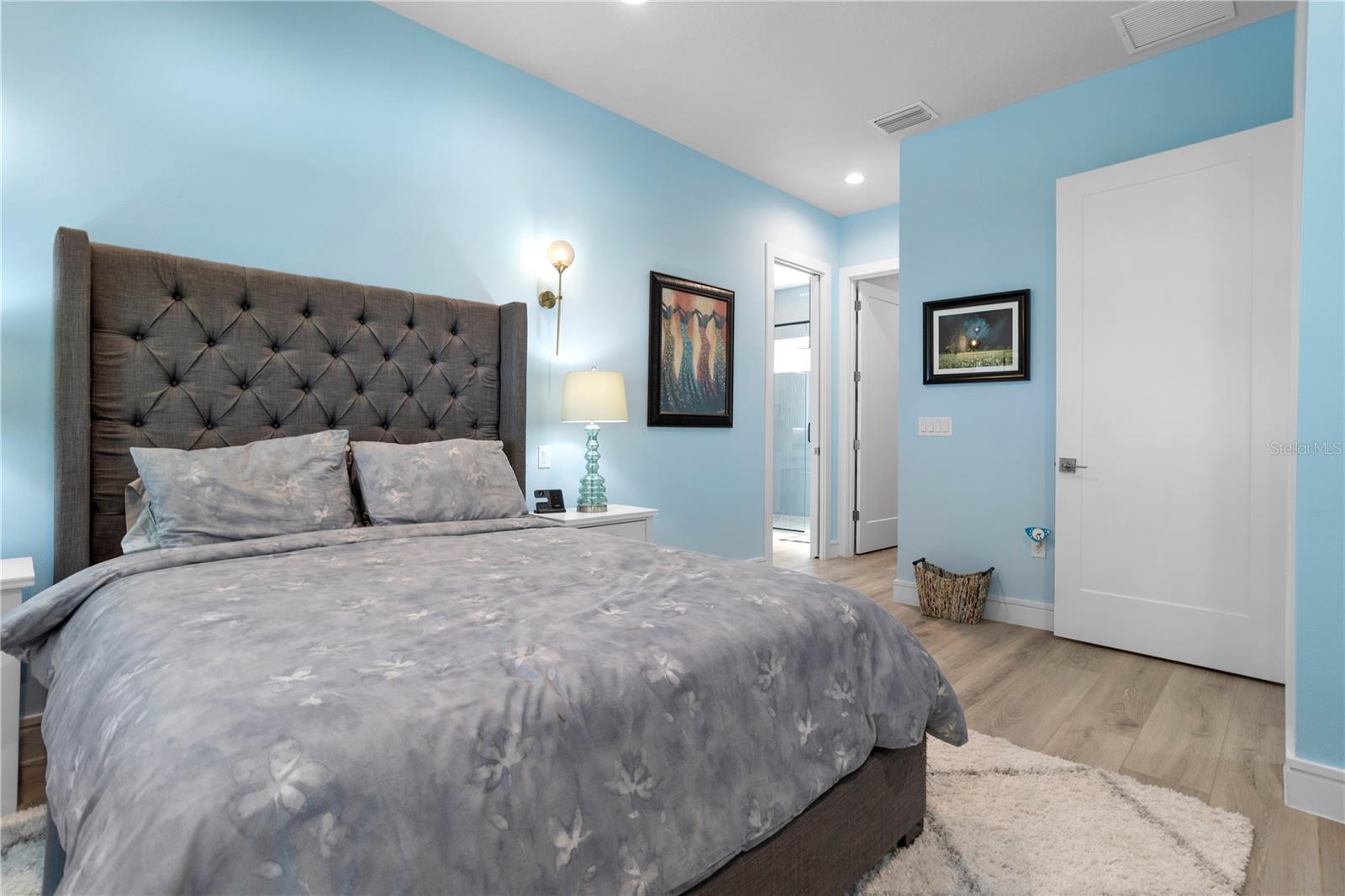 2058 WASHINGTON AVE, SANFORD, FL, 32771