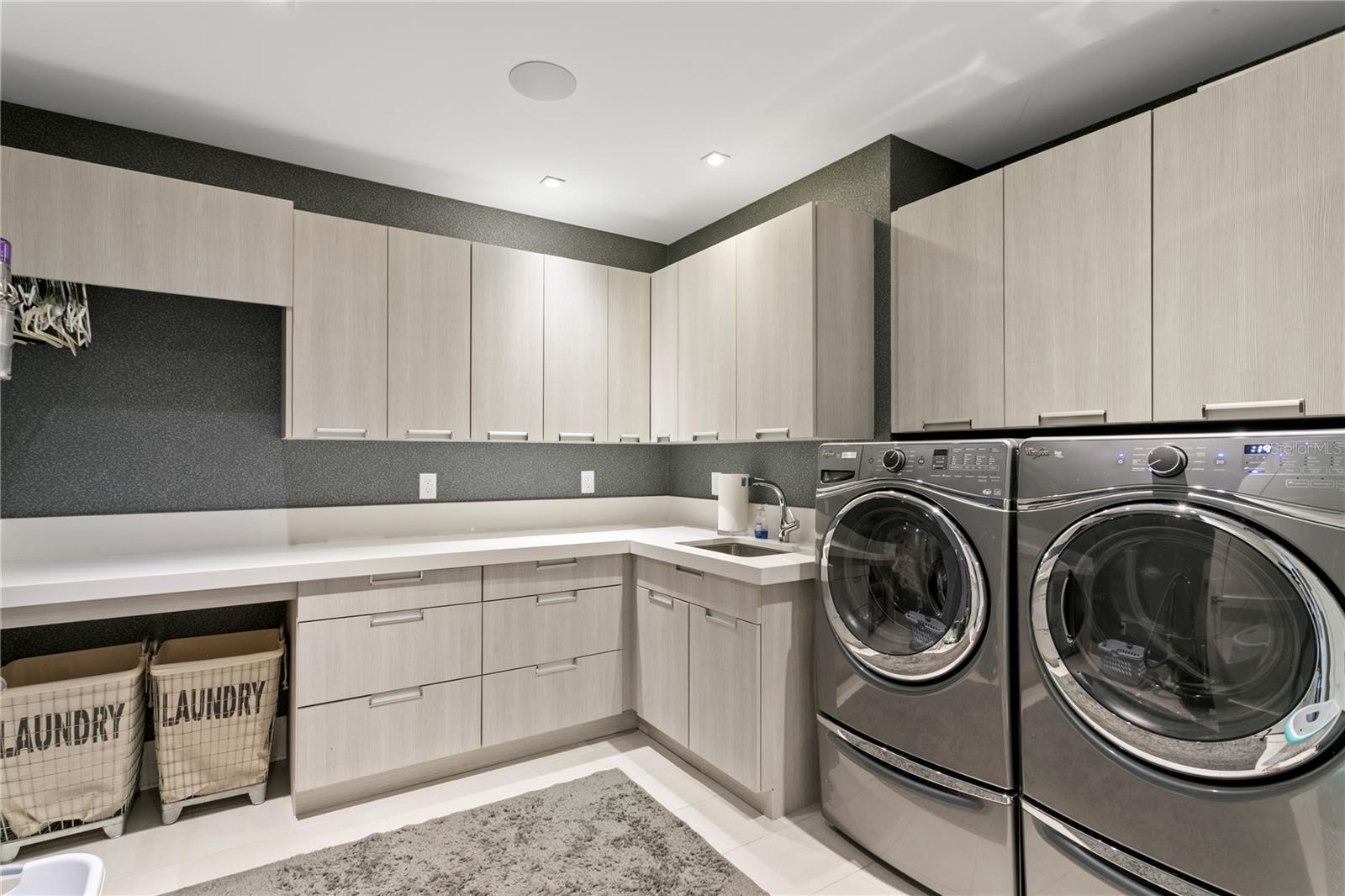 TB8362300 Property Photo