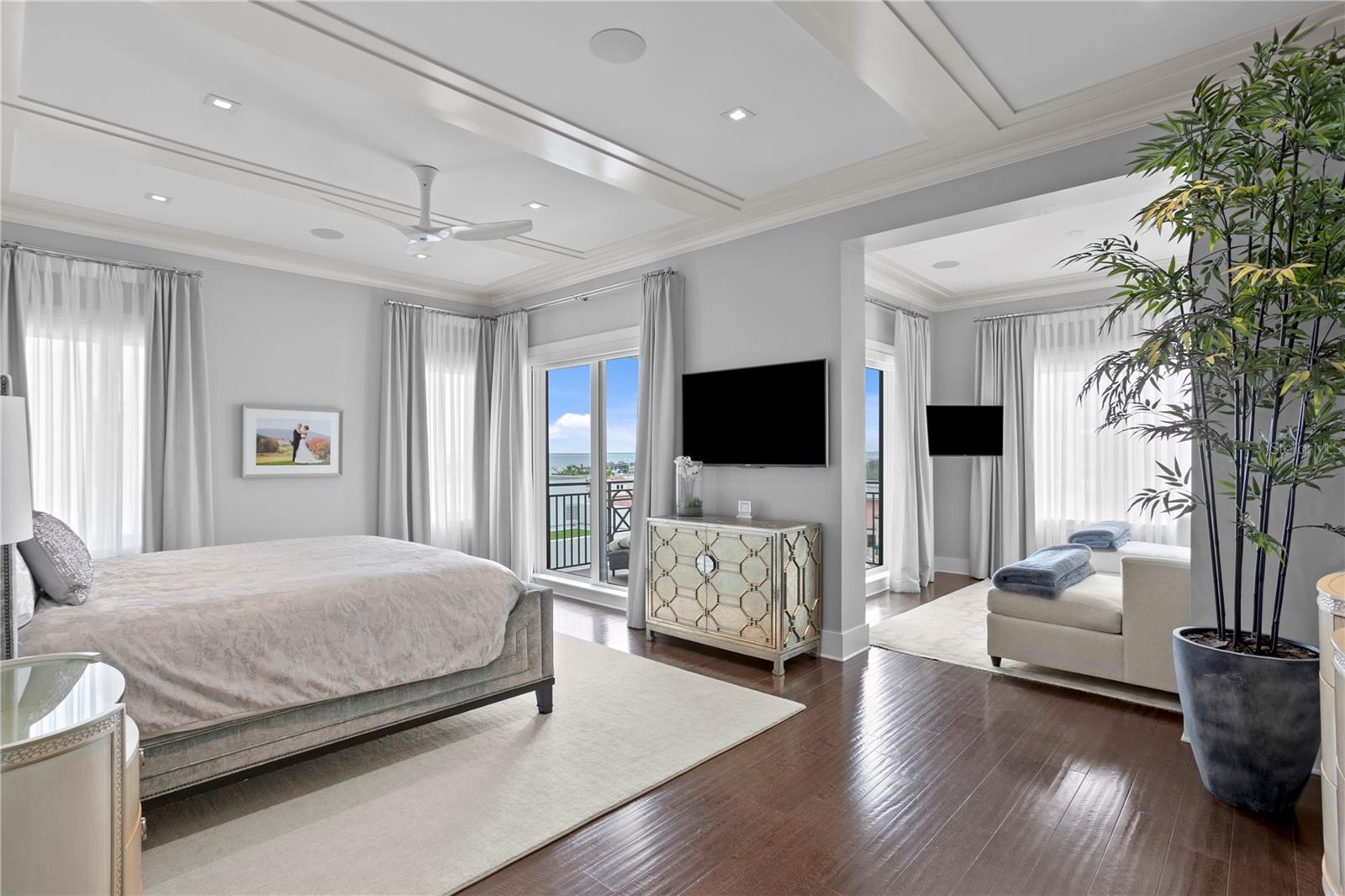 TB8362300 Property Photo