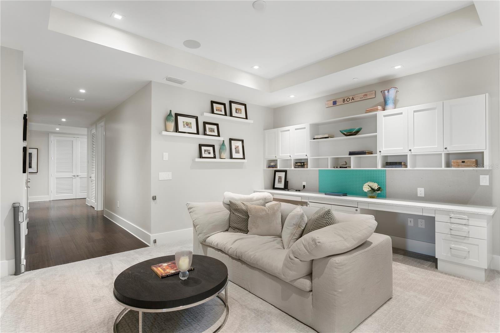 TB8362300 Property Photo