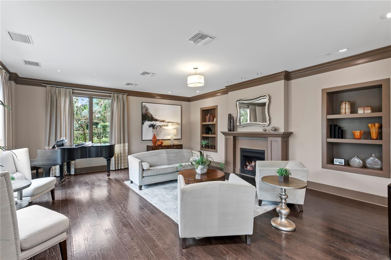 TB8362300 Property Photo