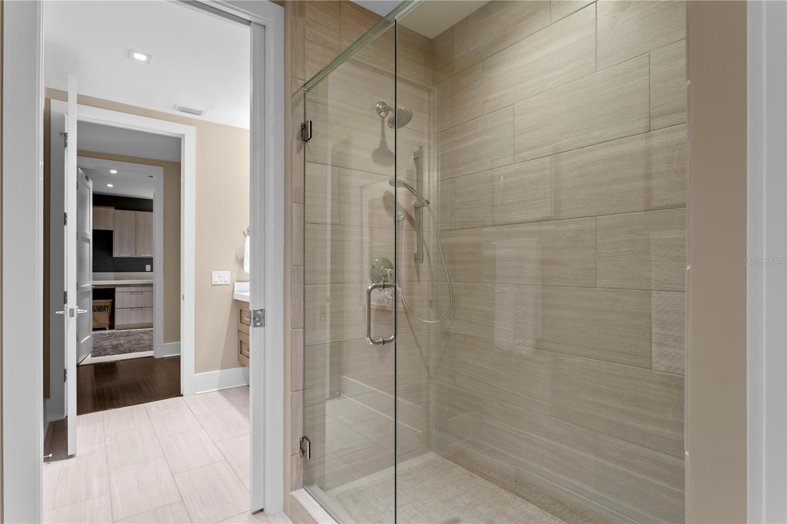 TB8362300 Property Photo