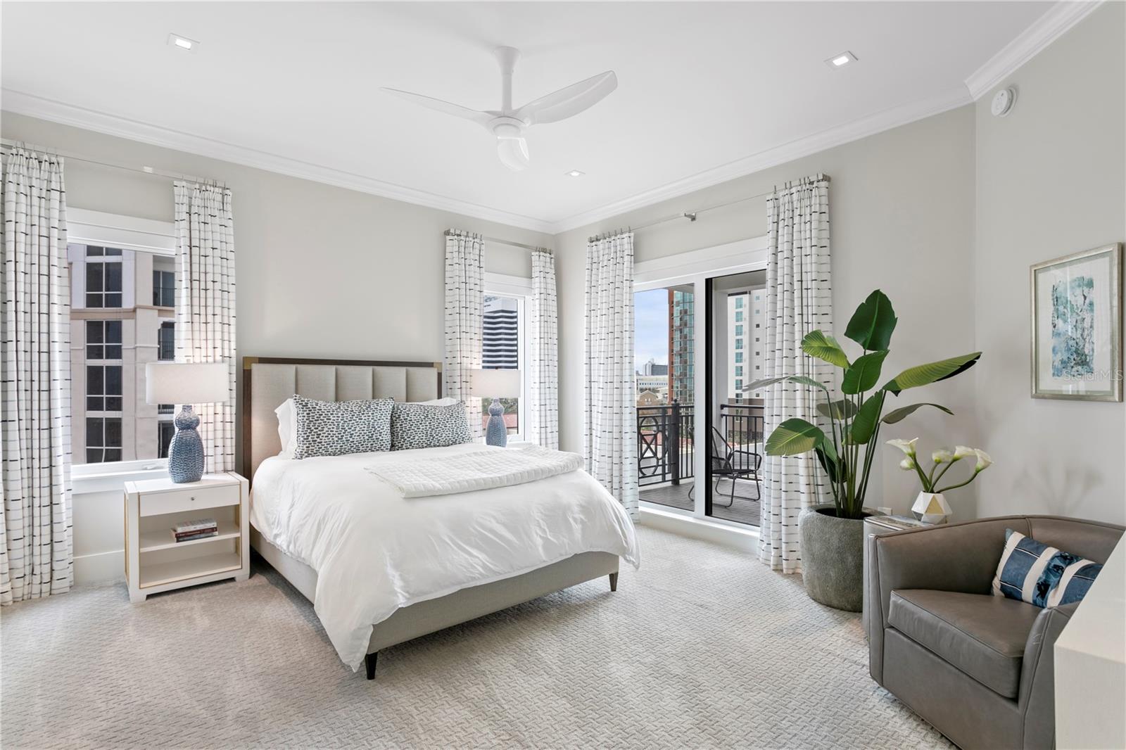 TB8362300 Property Photo