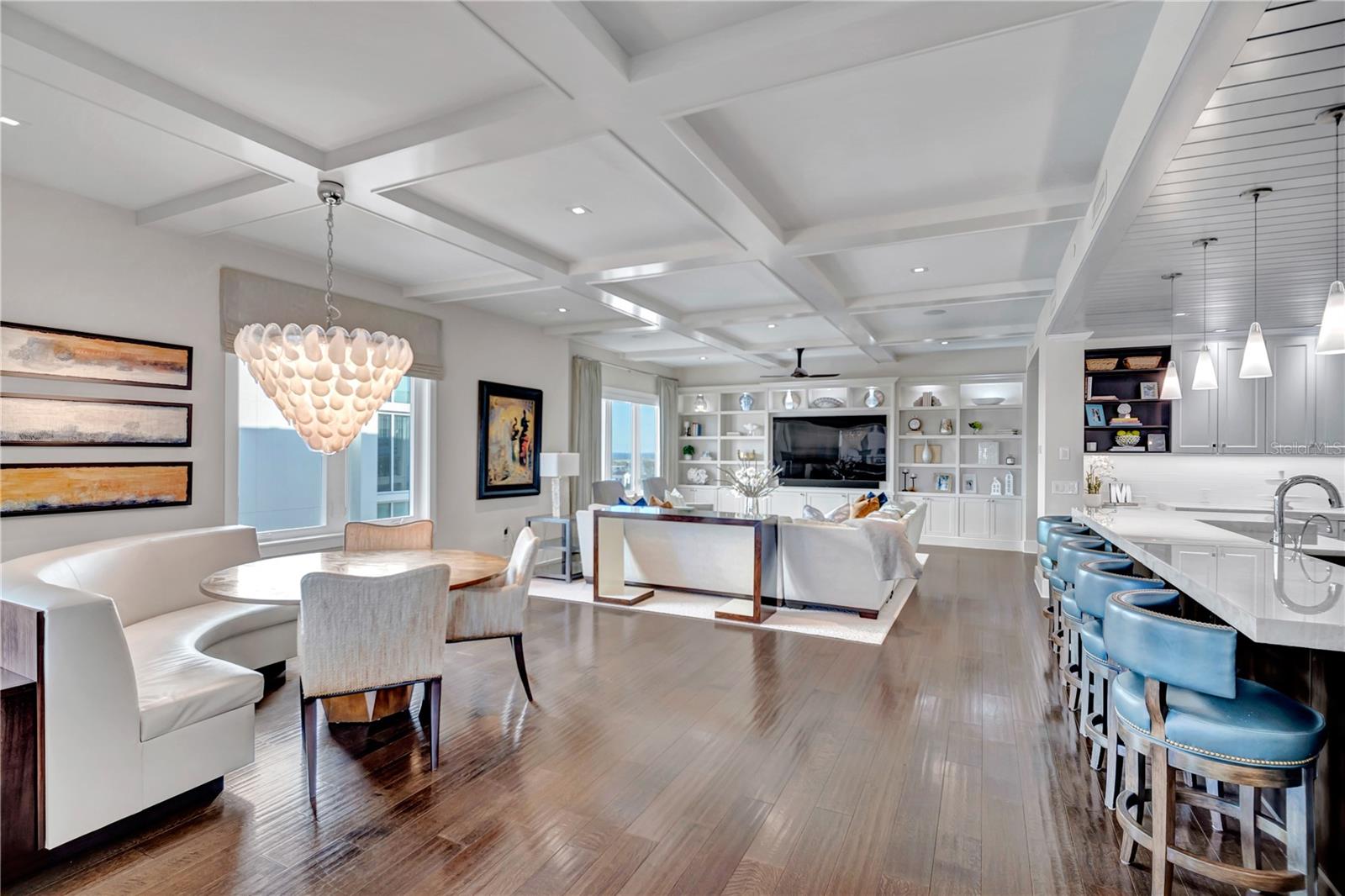 TB8362300 Property Photo