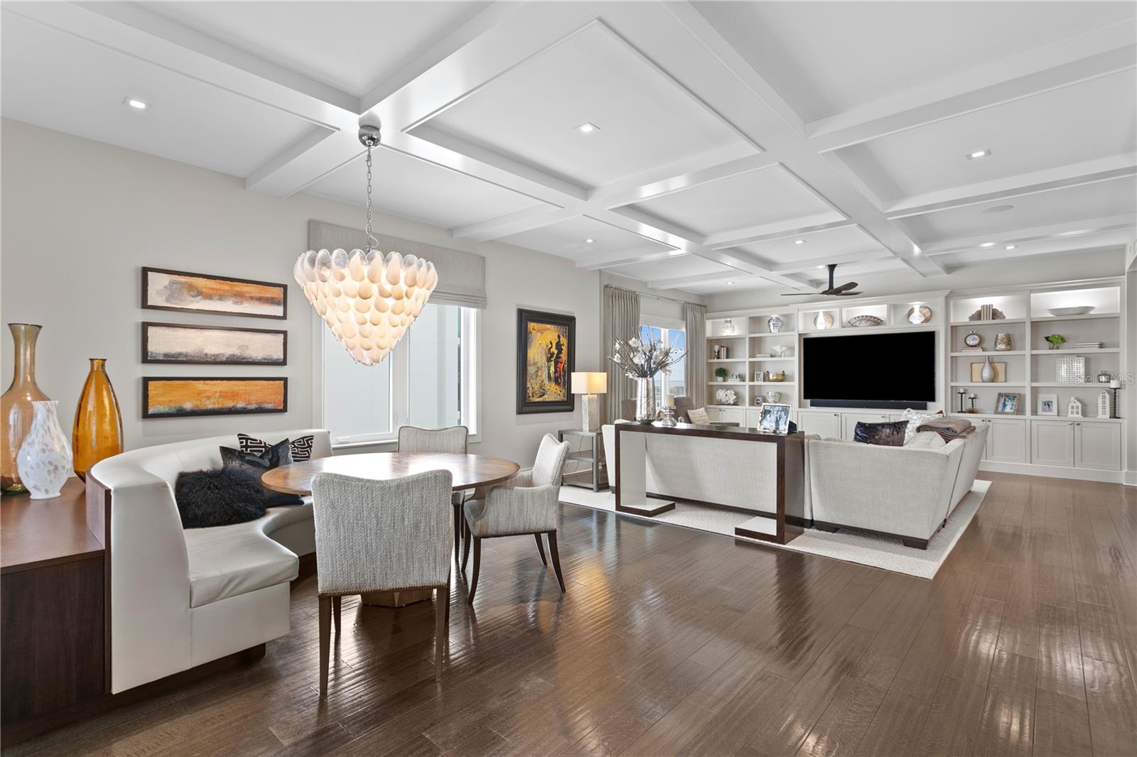 TB8362300 Property Photo