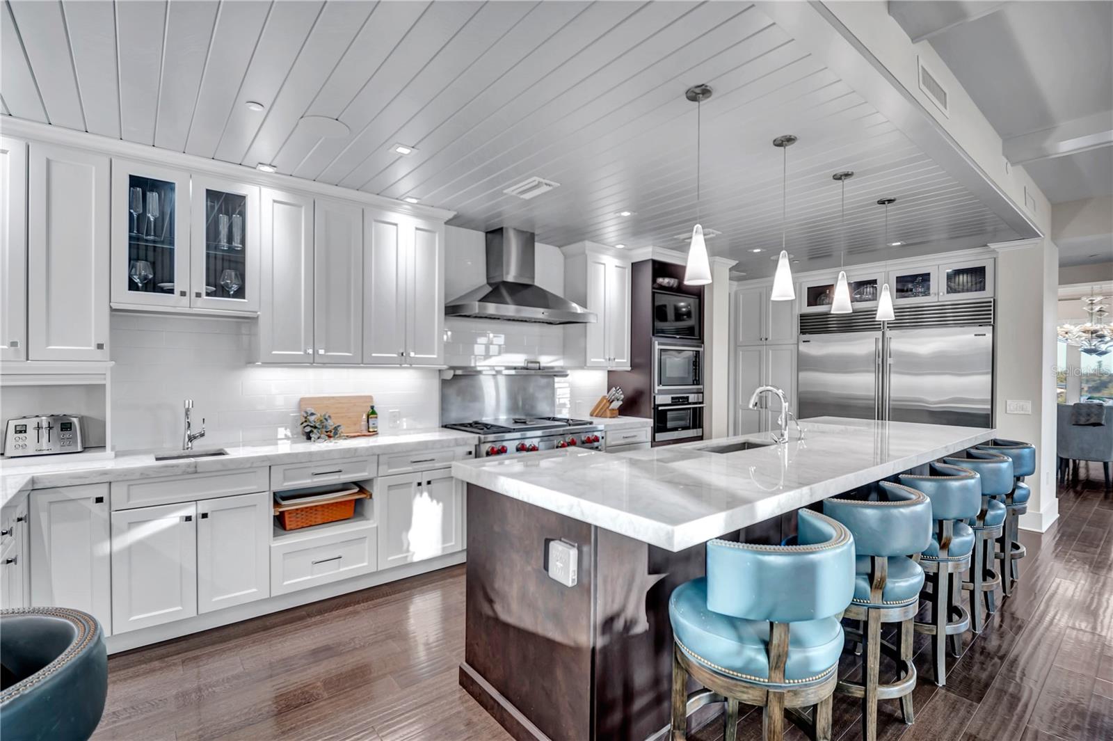 TB8362300 Property Photo