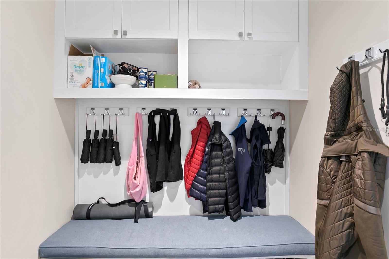 TB8362300 Property Photo