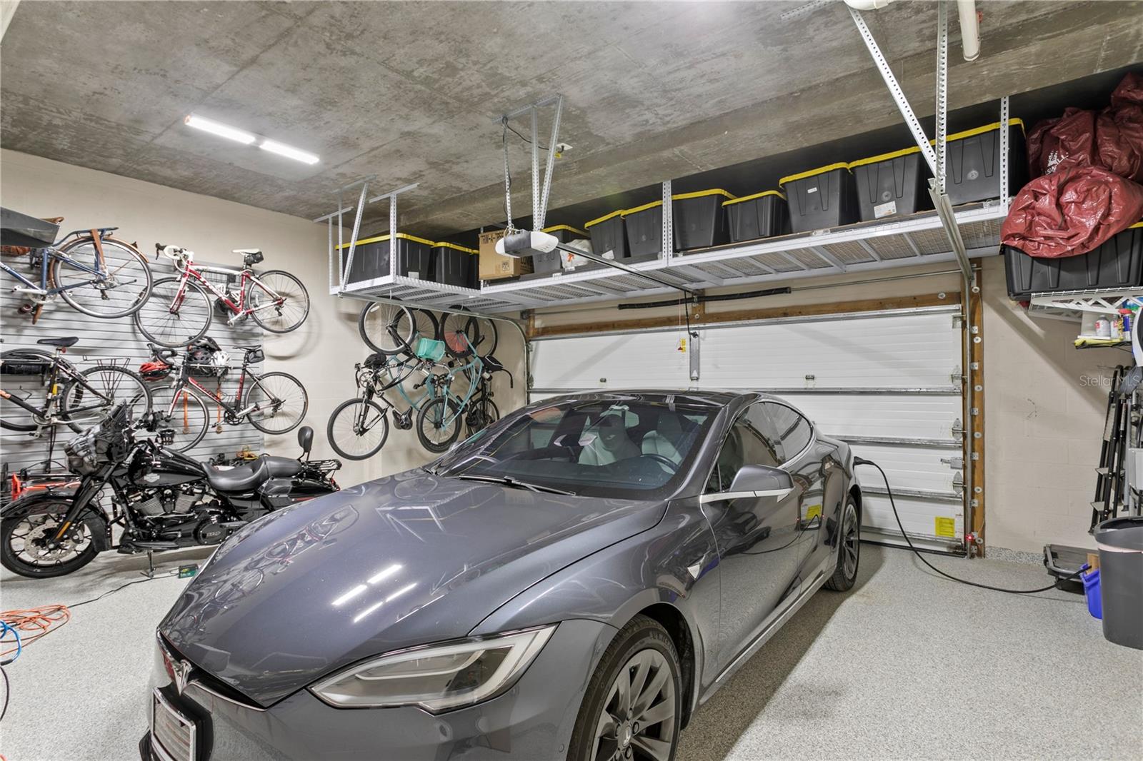 TB8362300 Property Photo