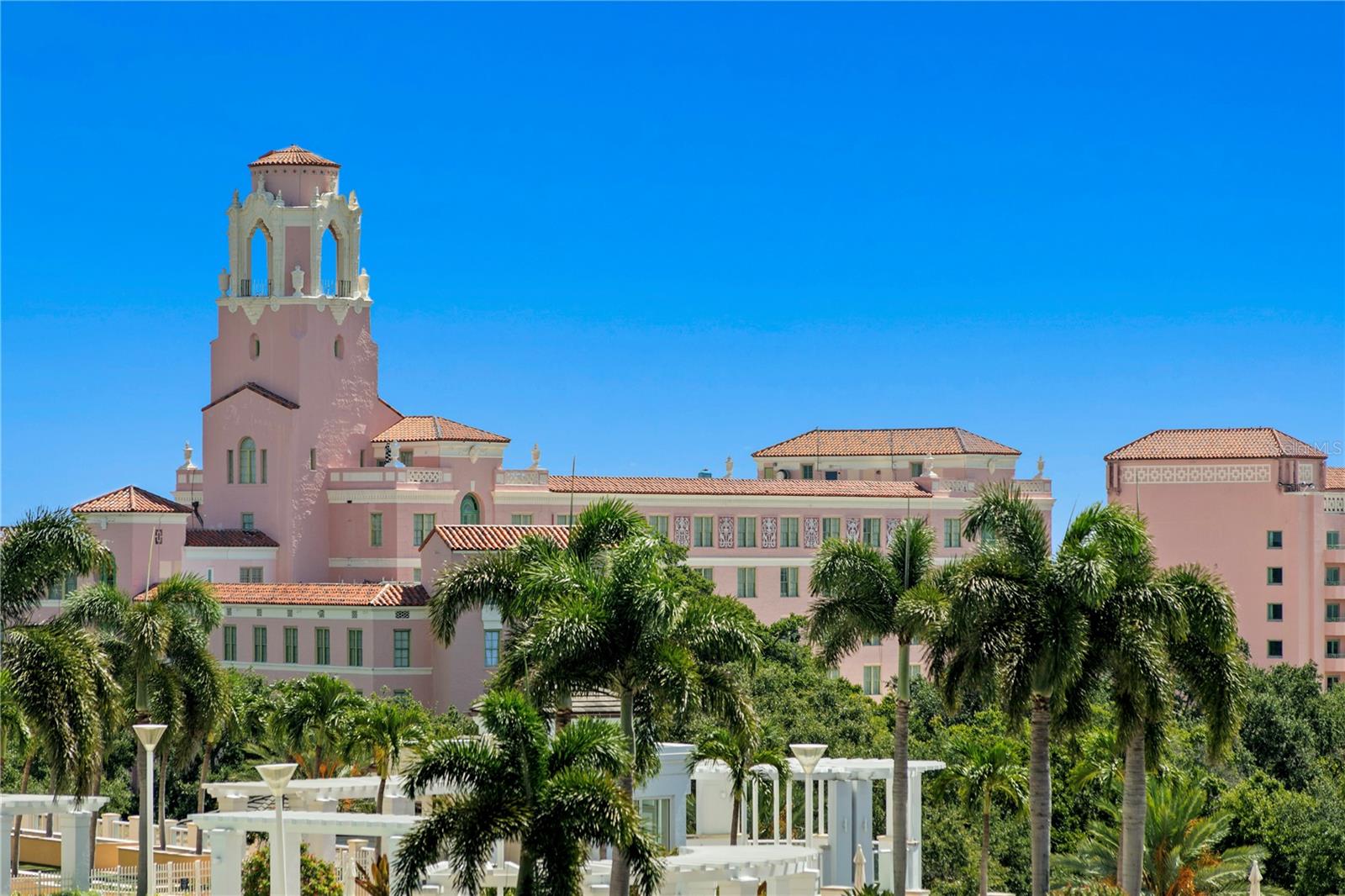 TB8362300 Property Photo