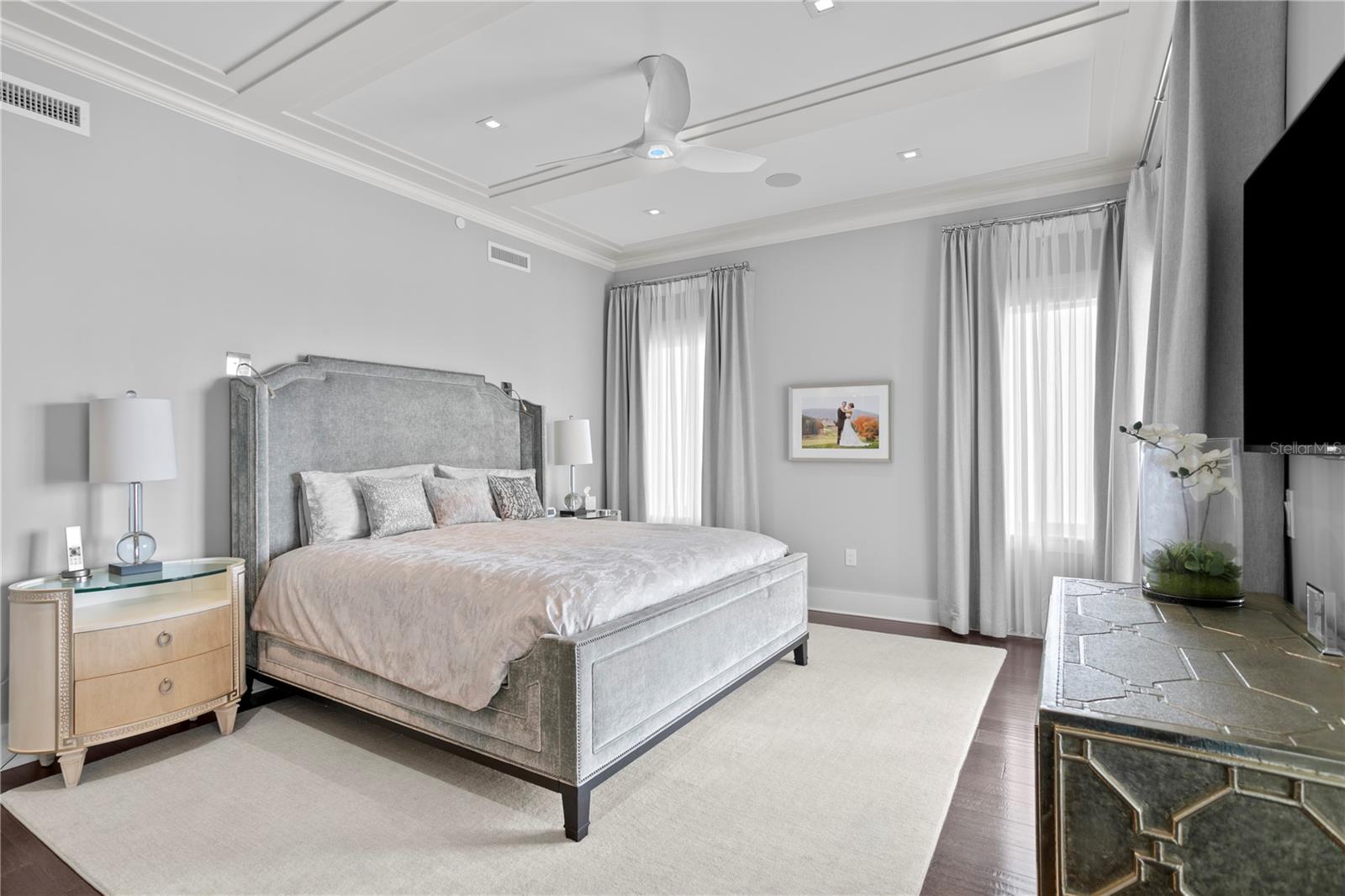 TB8362300 Property Photo