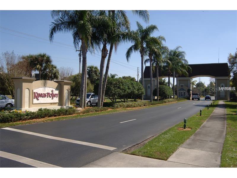 408 GLOUCESTER BLVD #33, SUN CITY CENTER, FL, 33573