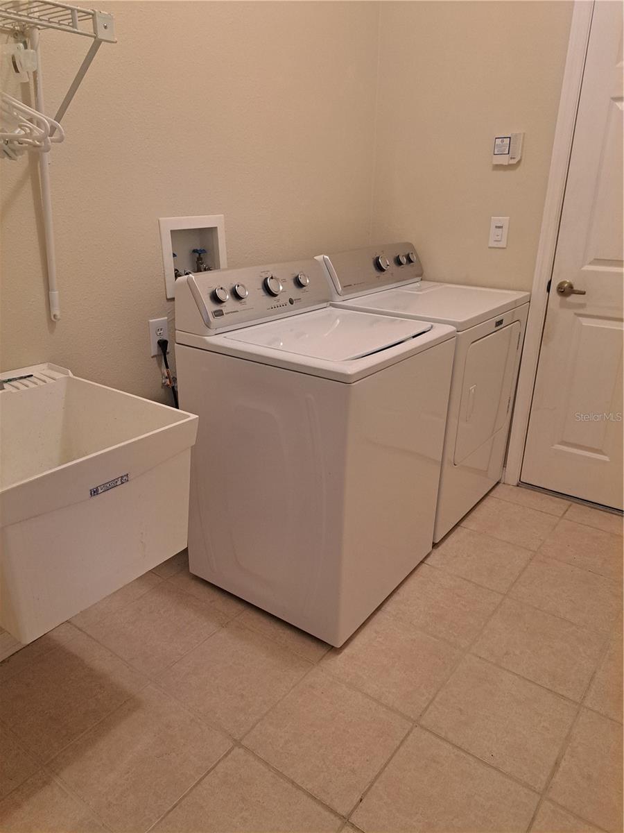 5261 CAMBERLEA AVE, ZEPHYRHILLS, FL, 33541