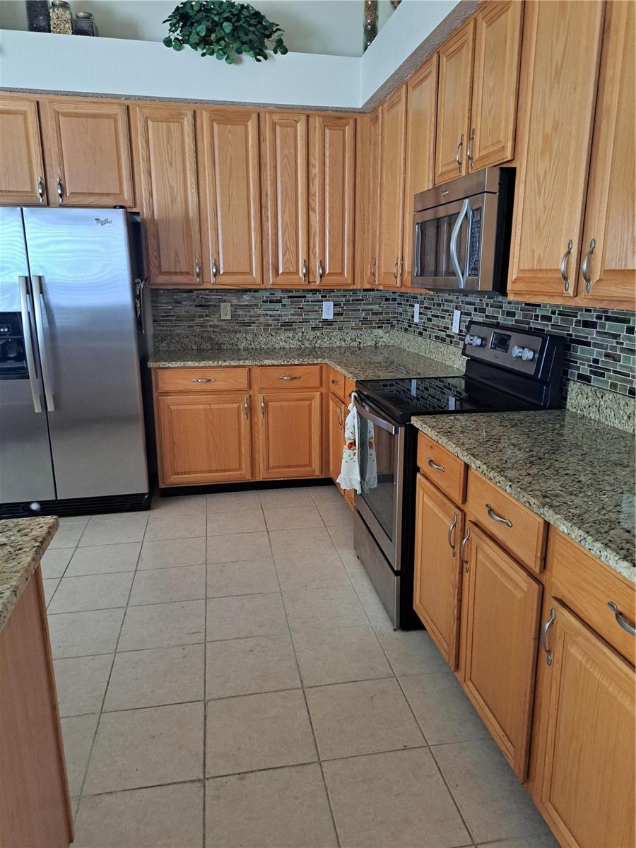 5261 CAMBERLEA AVE, ZEPHYRHILLS, FL, 33541