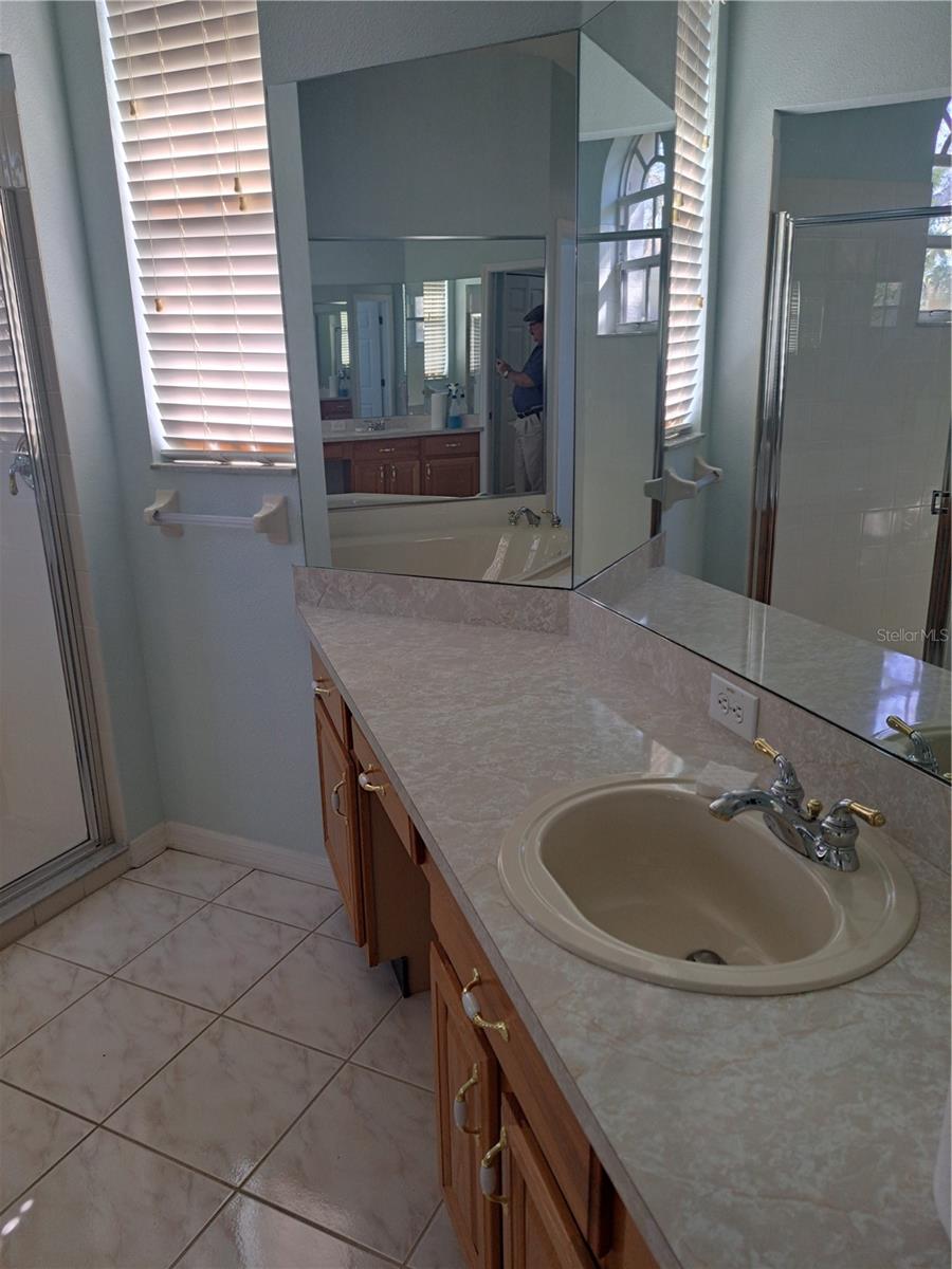 5261 CAMBERLEA AVE, ZEPHYRHILLS, FL, 33541