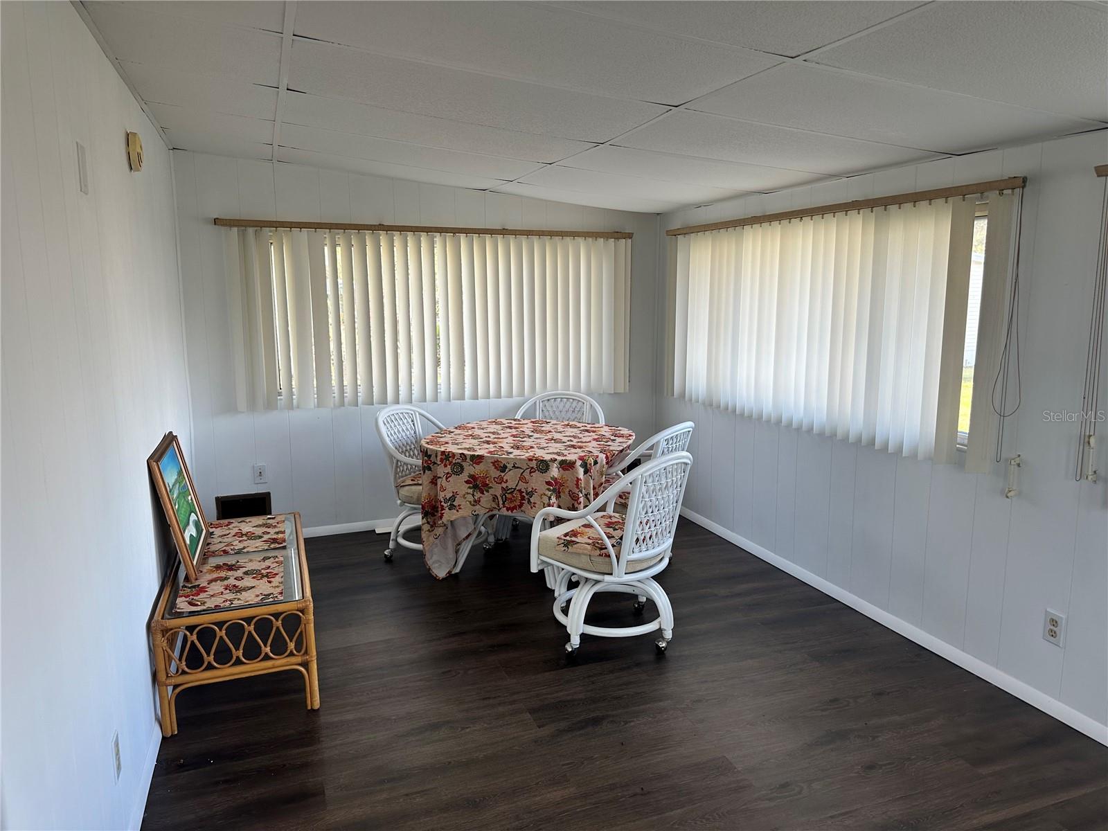 27 S BOBWHITE RD, WILDWOOD, FL, 34785