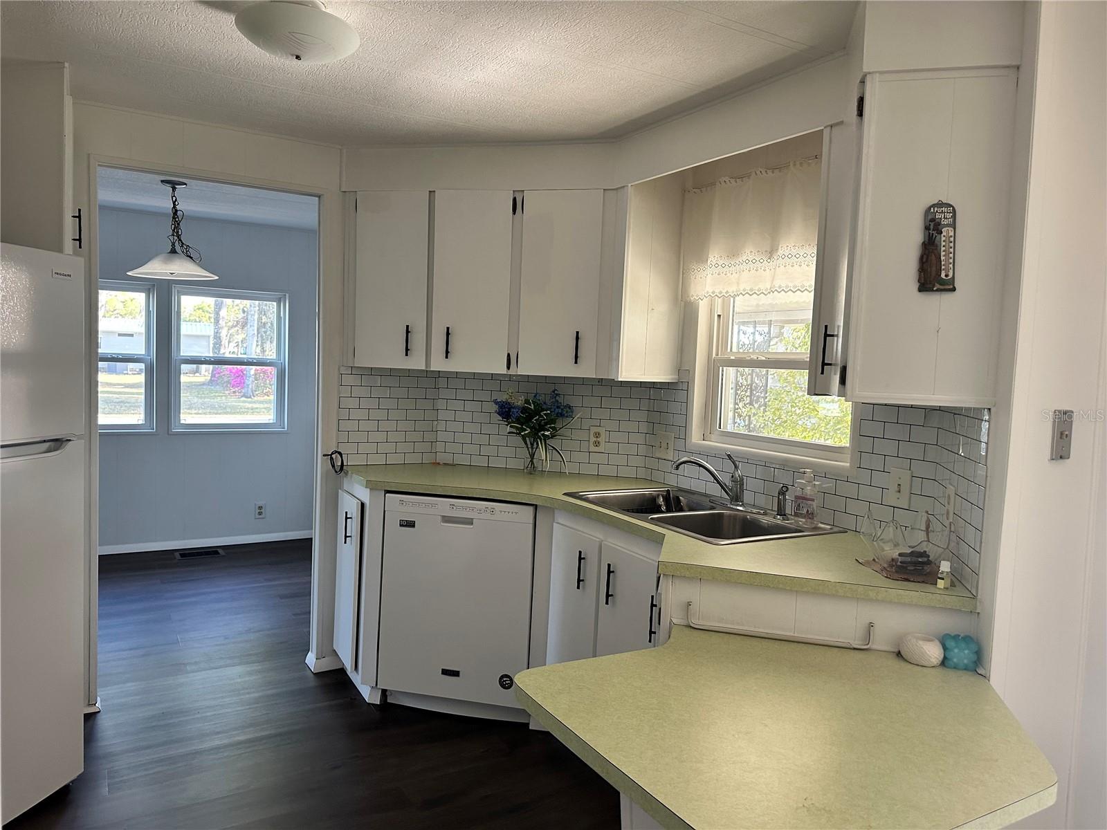 27 S BOBWHITE RD, WILDWOOD, FL, 34785