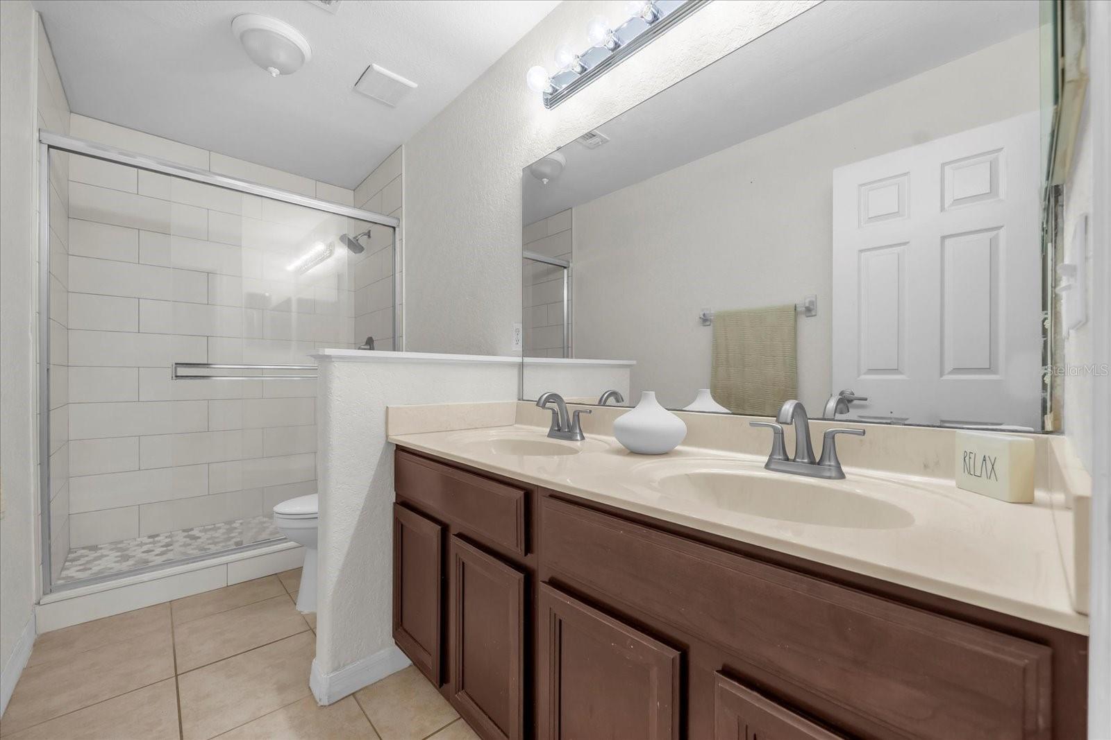5020 ASHFORD FALLS LN, OVIEDO, FL, 32765