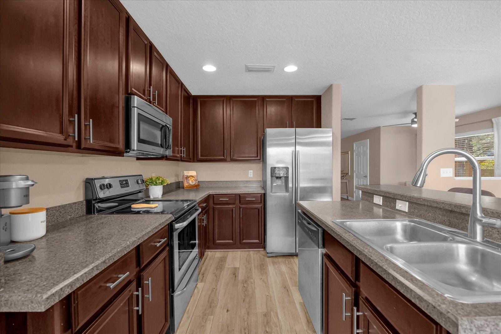 5020 ASHFORD FALLS LN, OVIEDO, FL, 32765