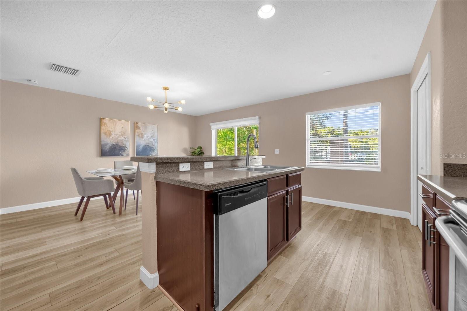5020 ASHFORD FALLS LN, OVIEDO, FL, 32765