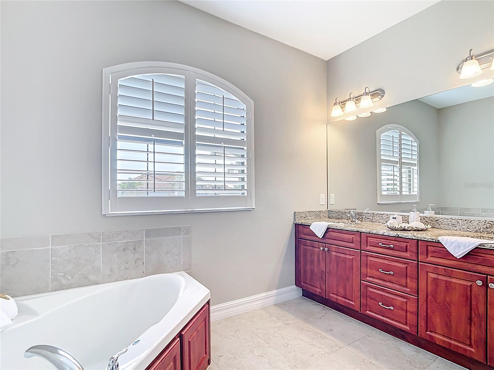 12605 BACCHUS RD, PORT CHARLOTTE, FL, 33981