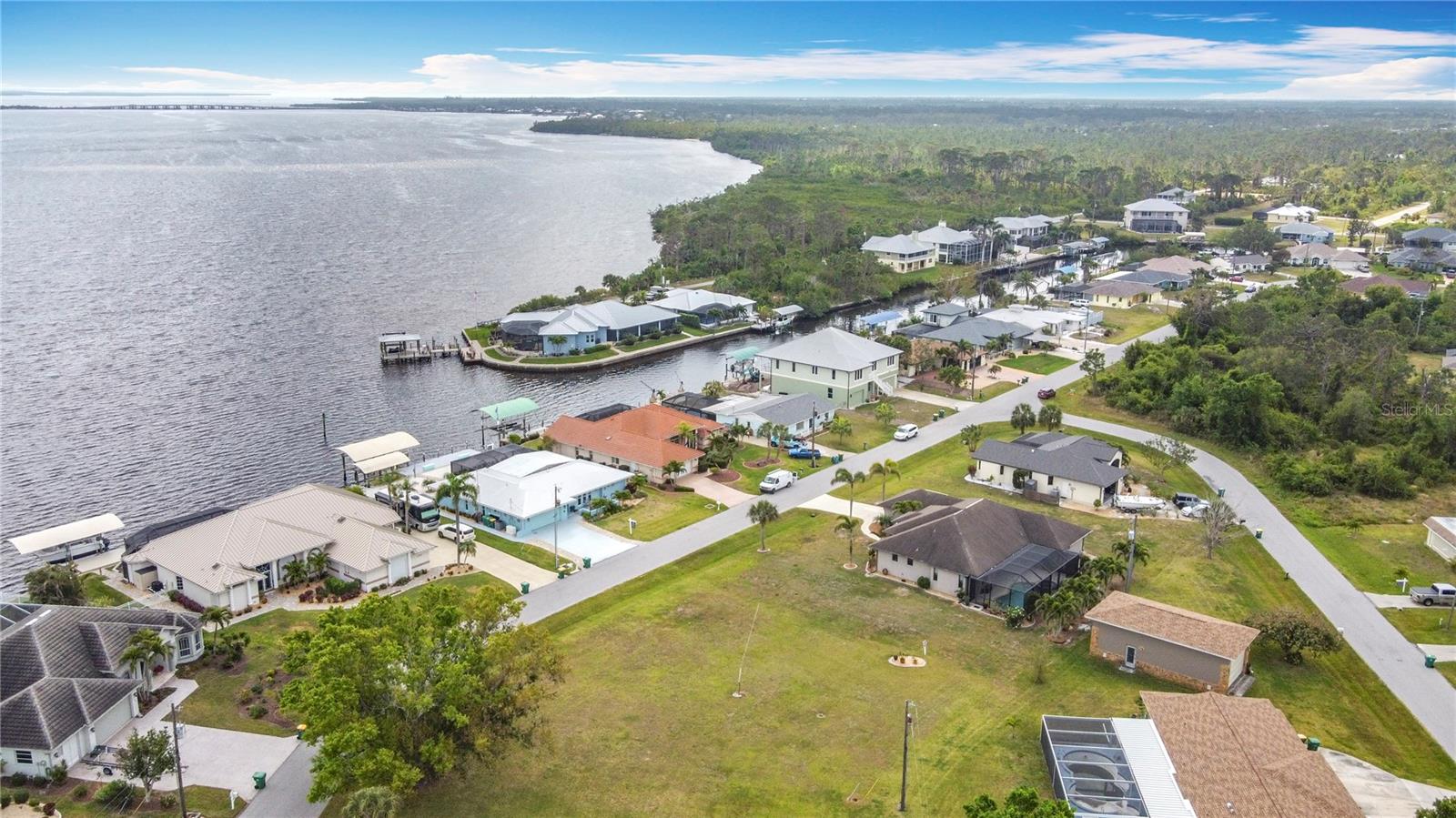 12605 BACCHUS RD, PORT CHARLOTTE, FL, 33981